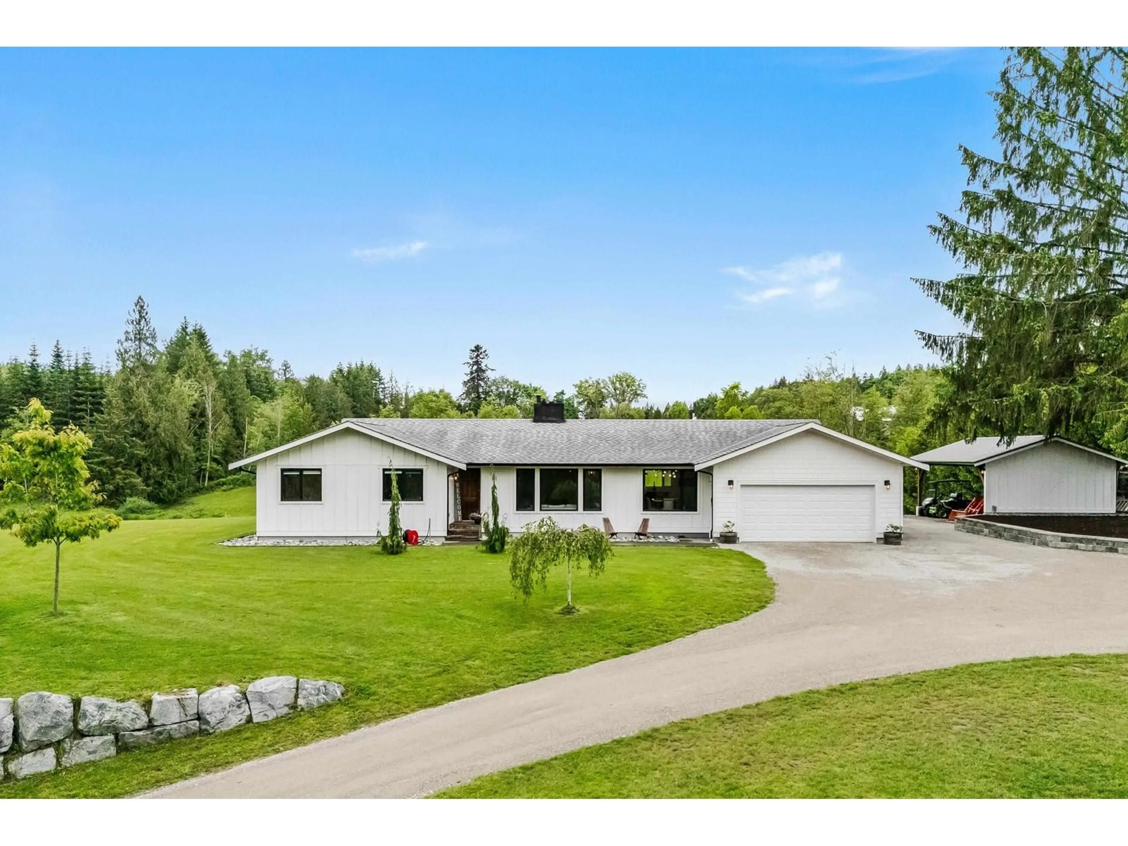 A pic from outside/outdoor area/front of a property/back of a property/a pic from drone, street for 22125 102, Langley British Columbia V1M3V3