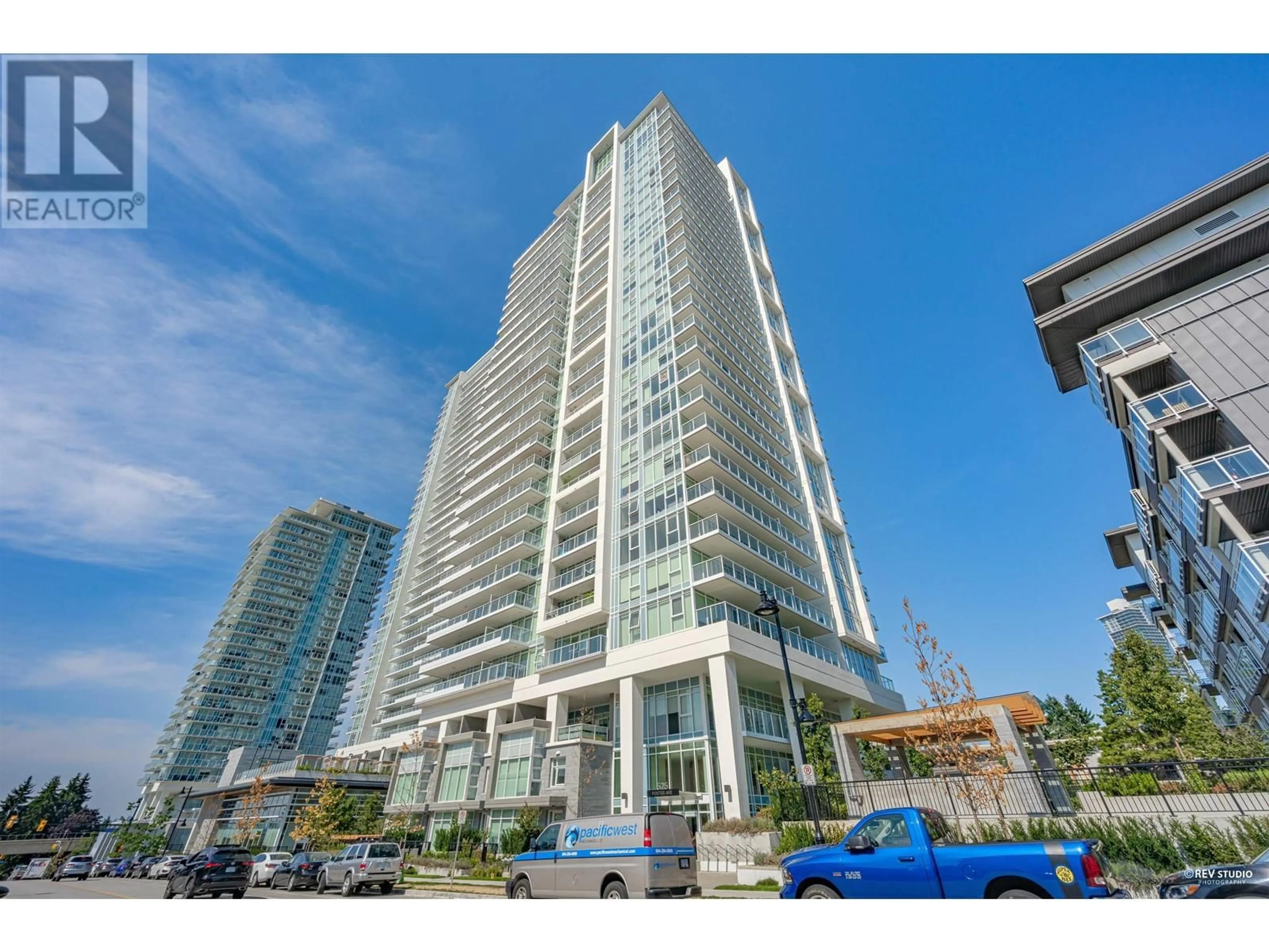Indoor foyer for 1506 - 525 FOSTER AVENUE, Coquitlam British Columbia V3J0H6