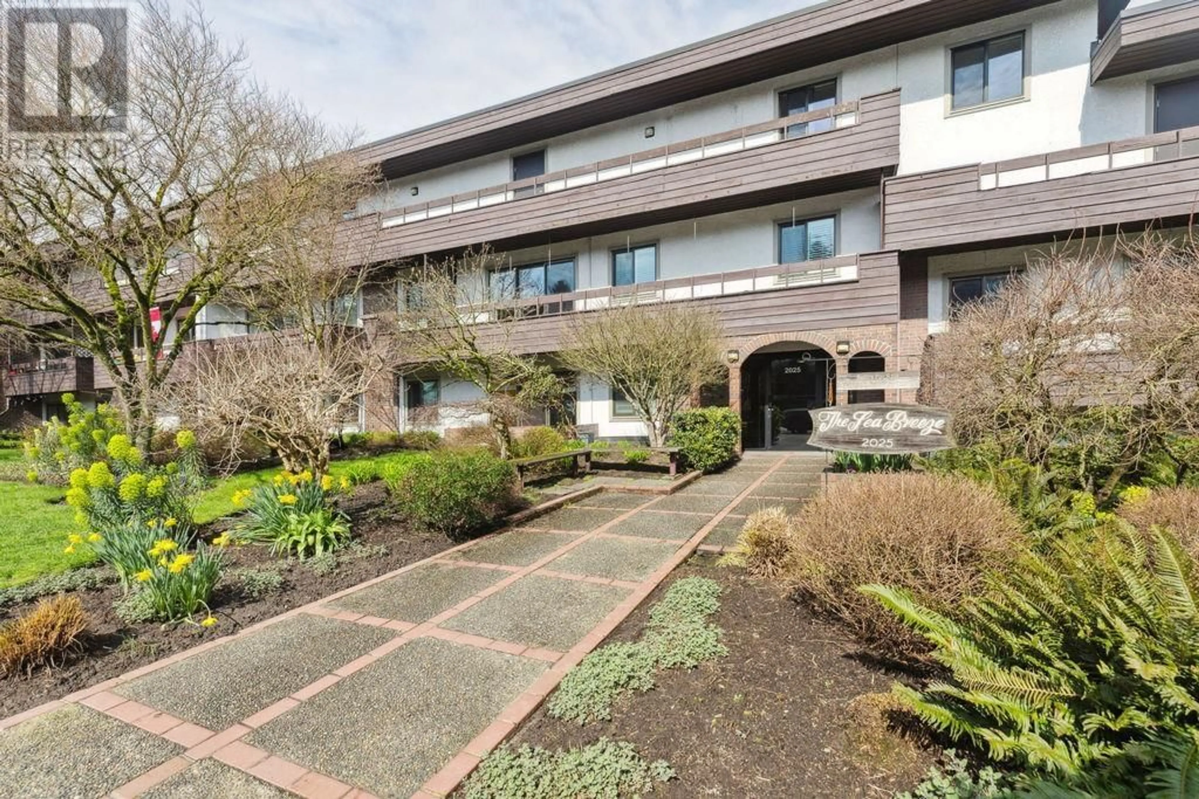 Unknown for 109 - 2025 2ND AVENUE, Vancouver British Columbia V6J1J6