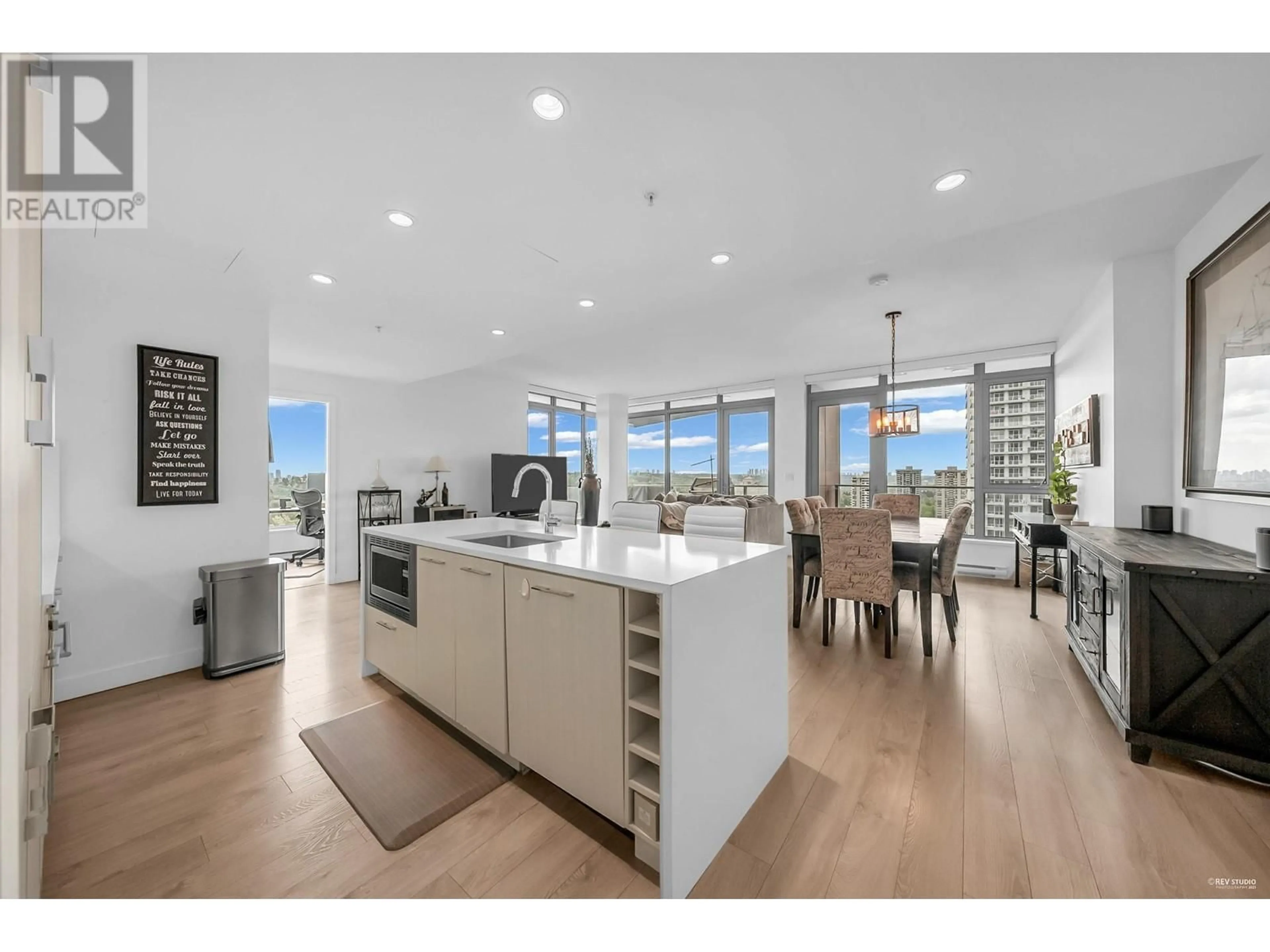 Open concept kitchen, unknown for 1701 - 518 WHITING WAY, Coquitlam British Columbia V3J0H7