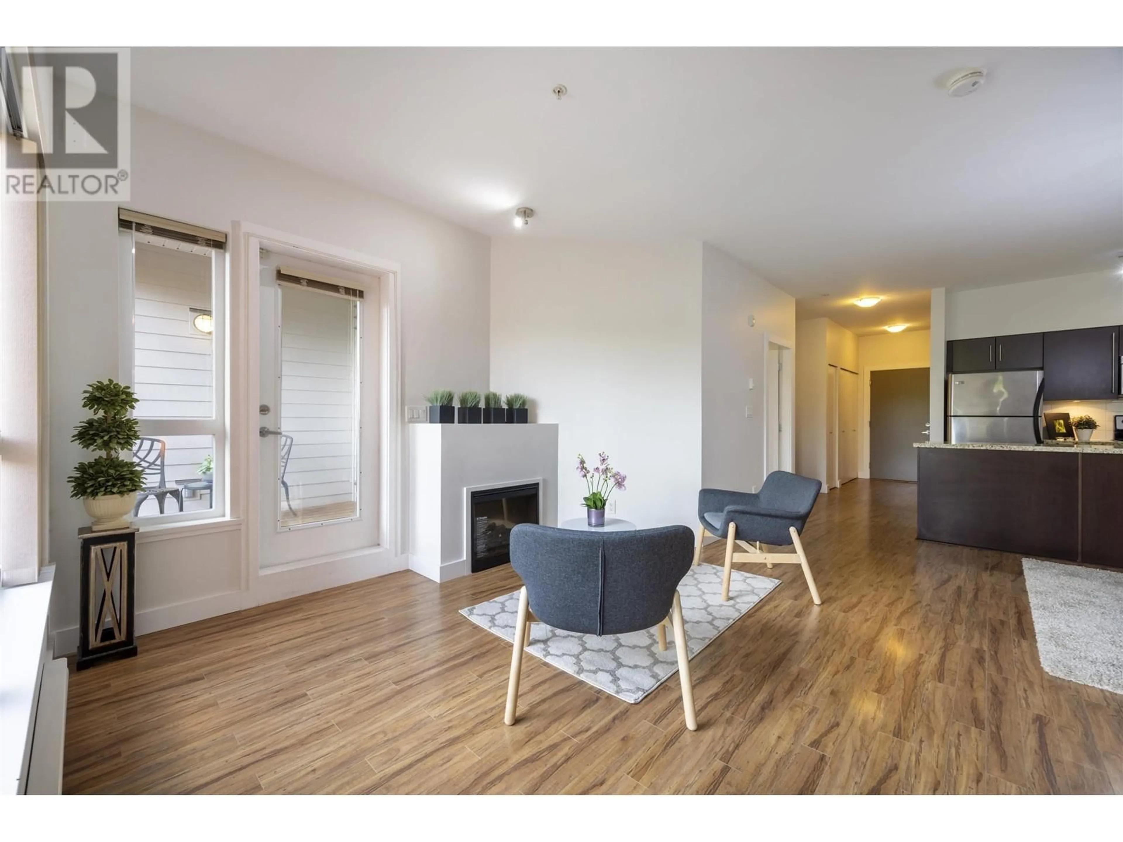 A pic of a room for 305 - 7655 EDMONDS STREET, Burnaby British Columbia V3N1B6