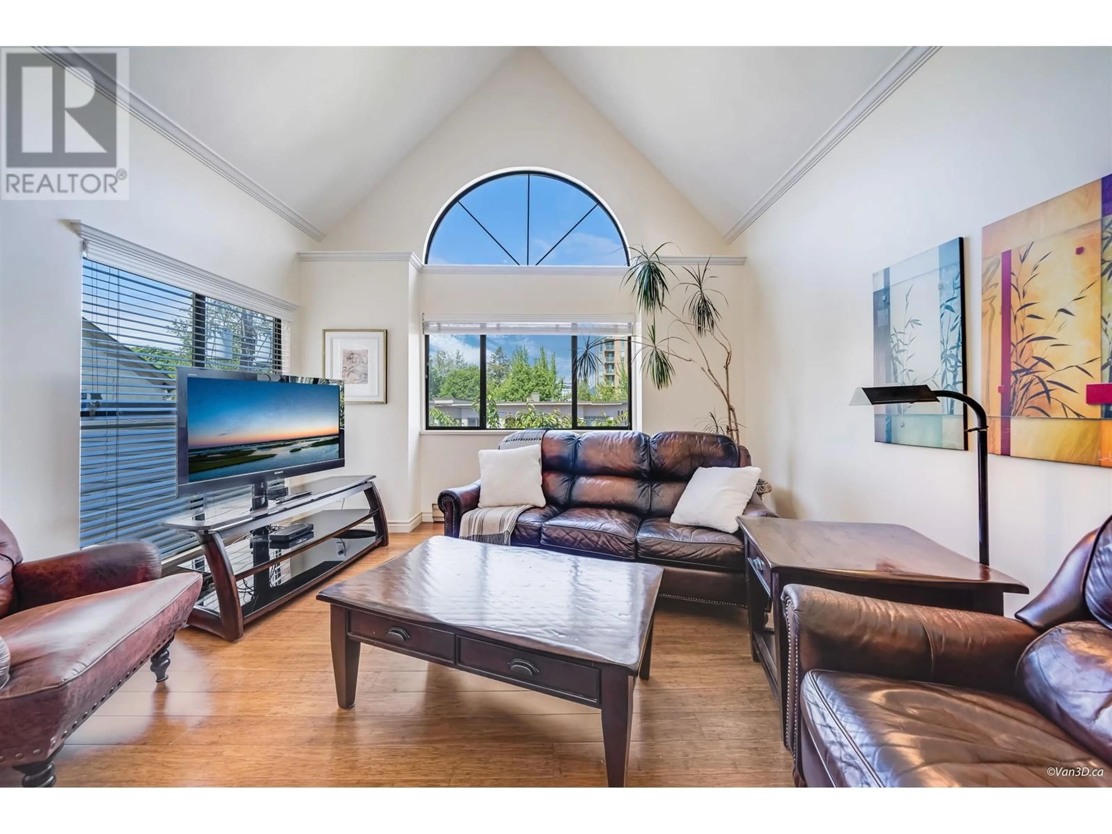 Living room with furniture, unknown for 304 - 1633 11TH AVENUE, Vancouver British Columbia V6J2B8