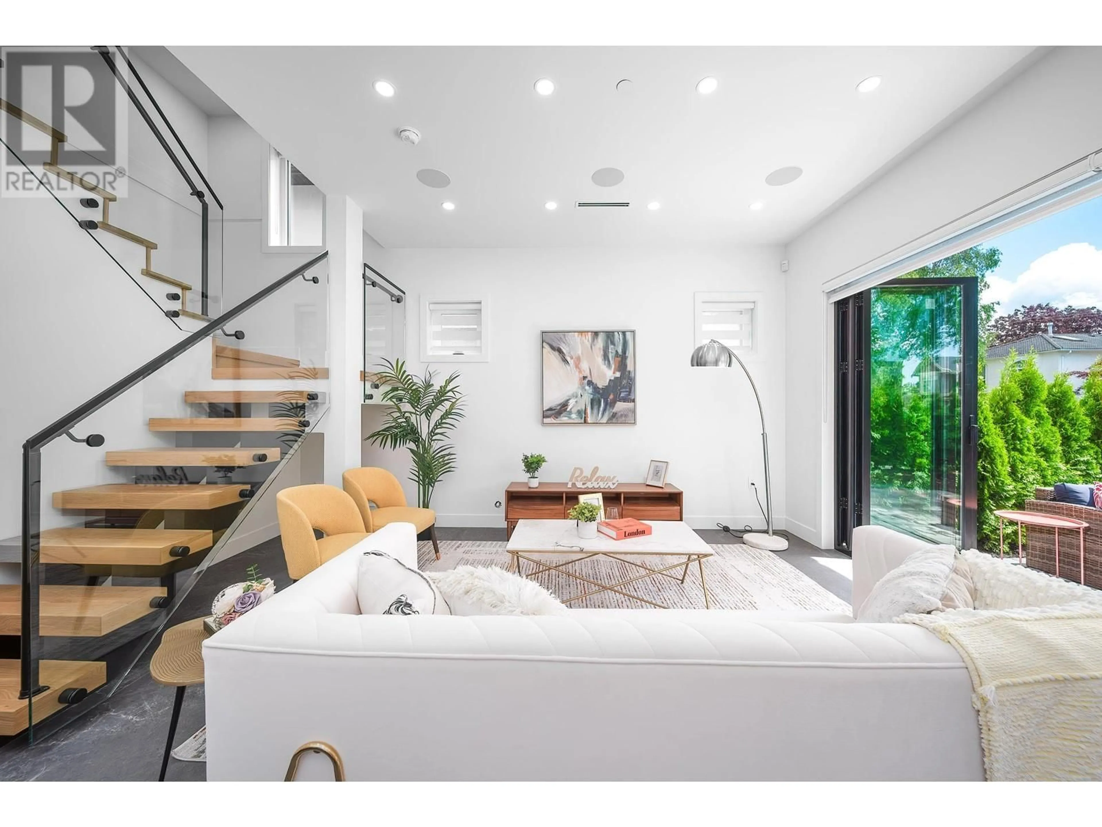 Living room with furniture, unknown for 1 - 2777 27TH AVENUE, Vancouver British Columbia V5R1N4