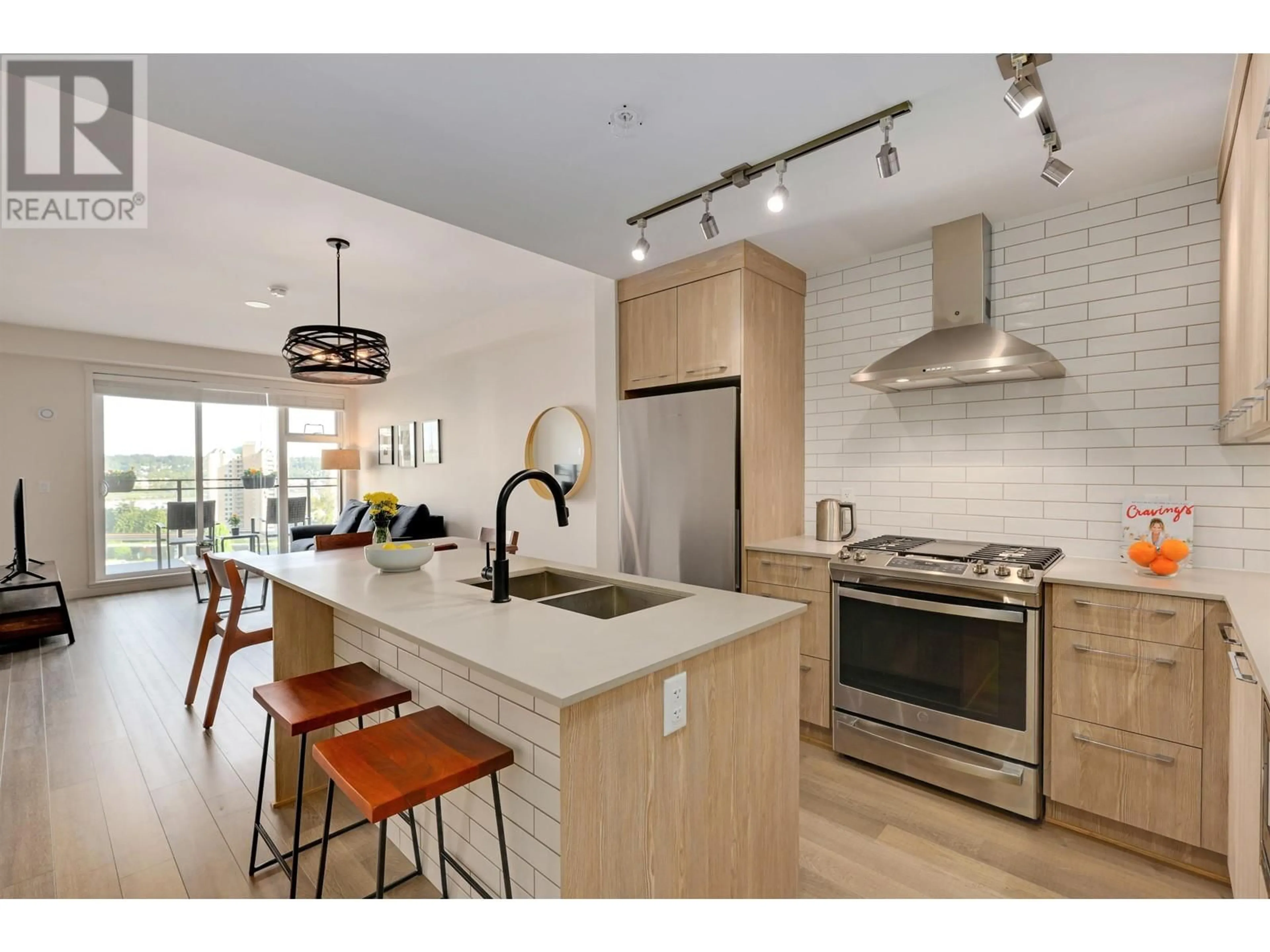Open concept kitchen, unknown for 604 - 1012 AUCKLAND STREET, New Westminster British Columbia V3M0M3