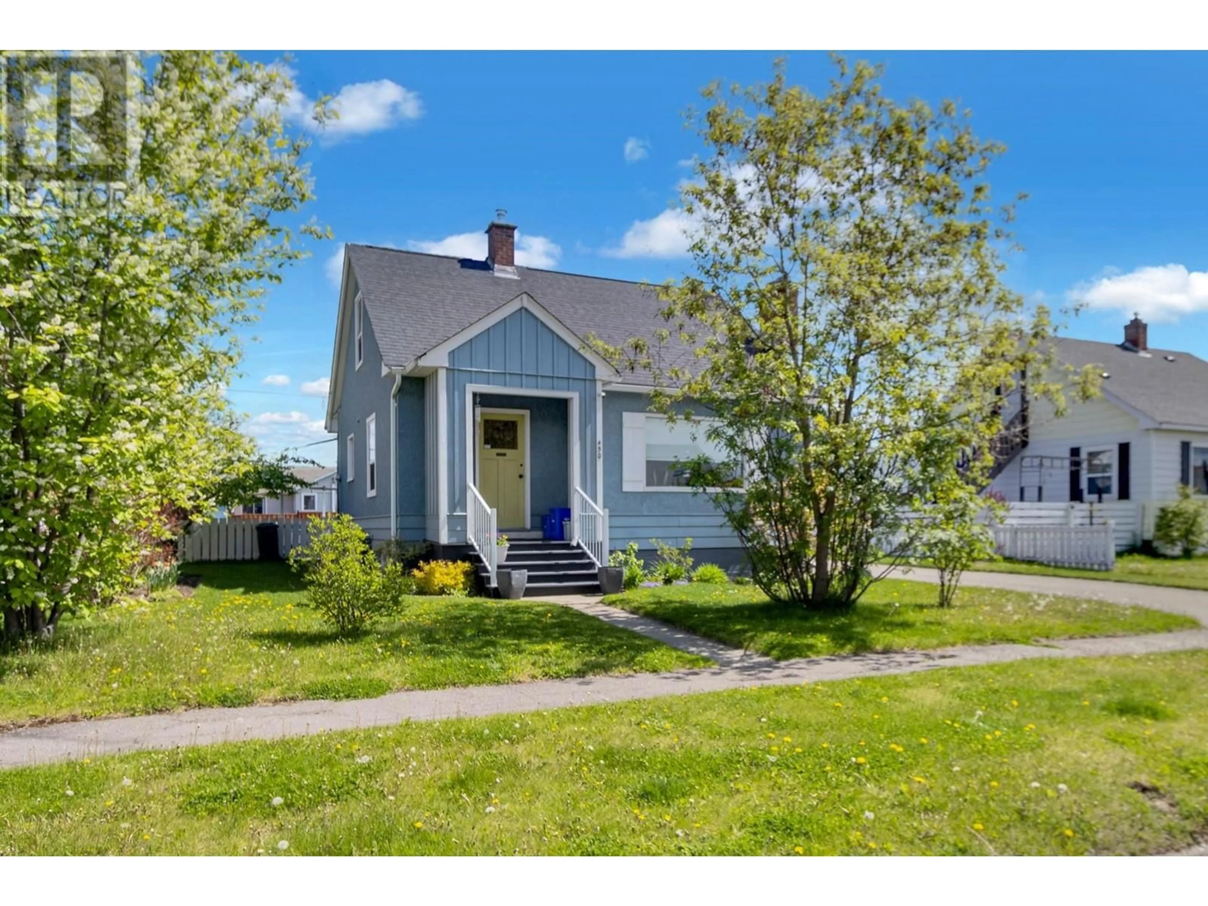 Home with vinyl exterior material, street for 450 ALWARD STREET, Prince George British Columbia V2M2E3