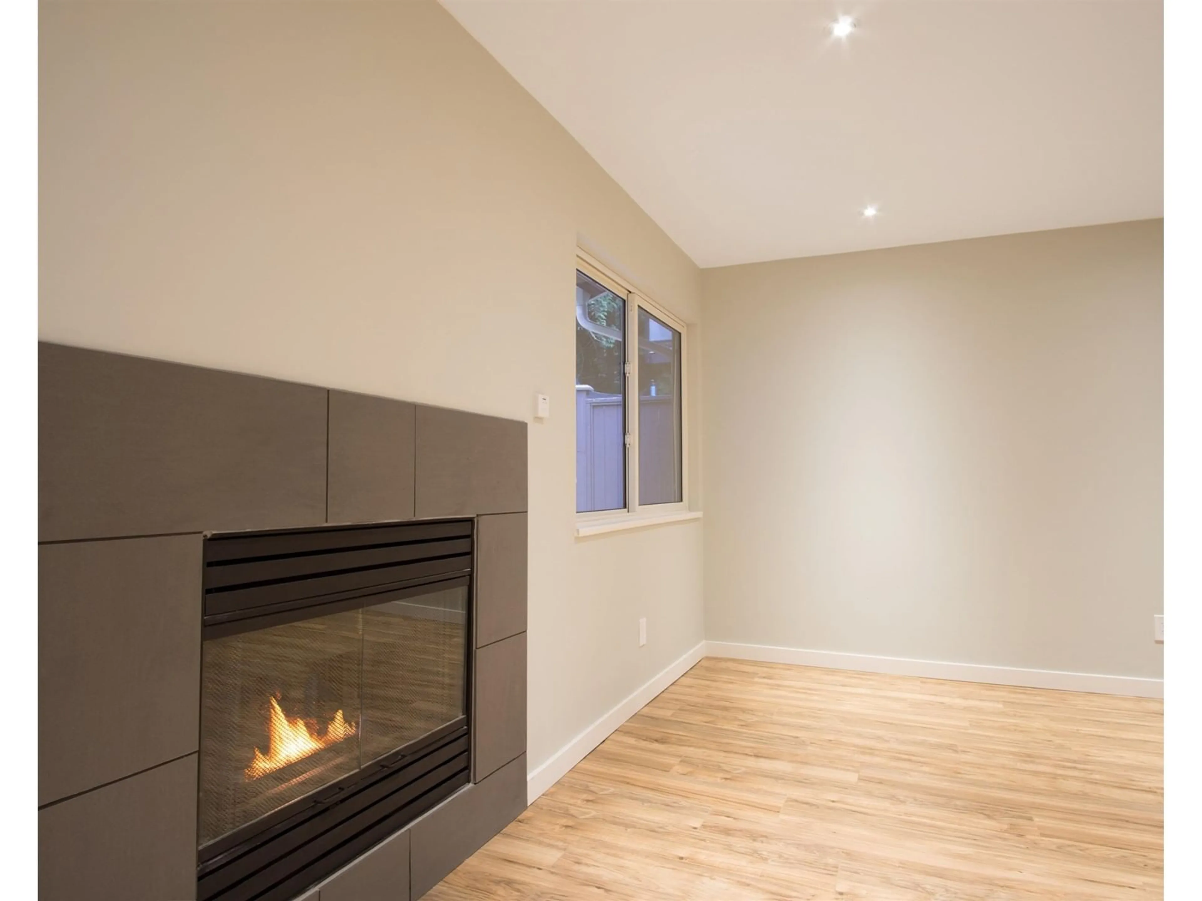 A pic of a room for 182 SPRINGFIELD, Langley British Columbia V4W3K9