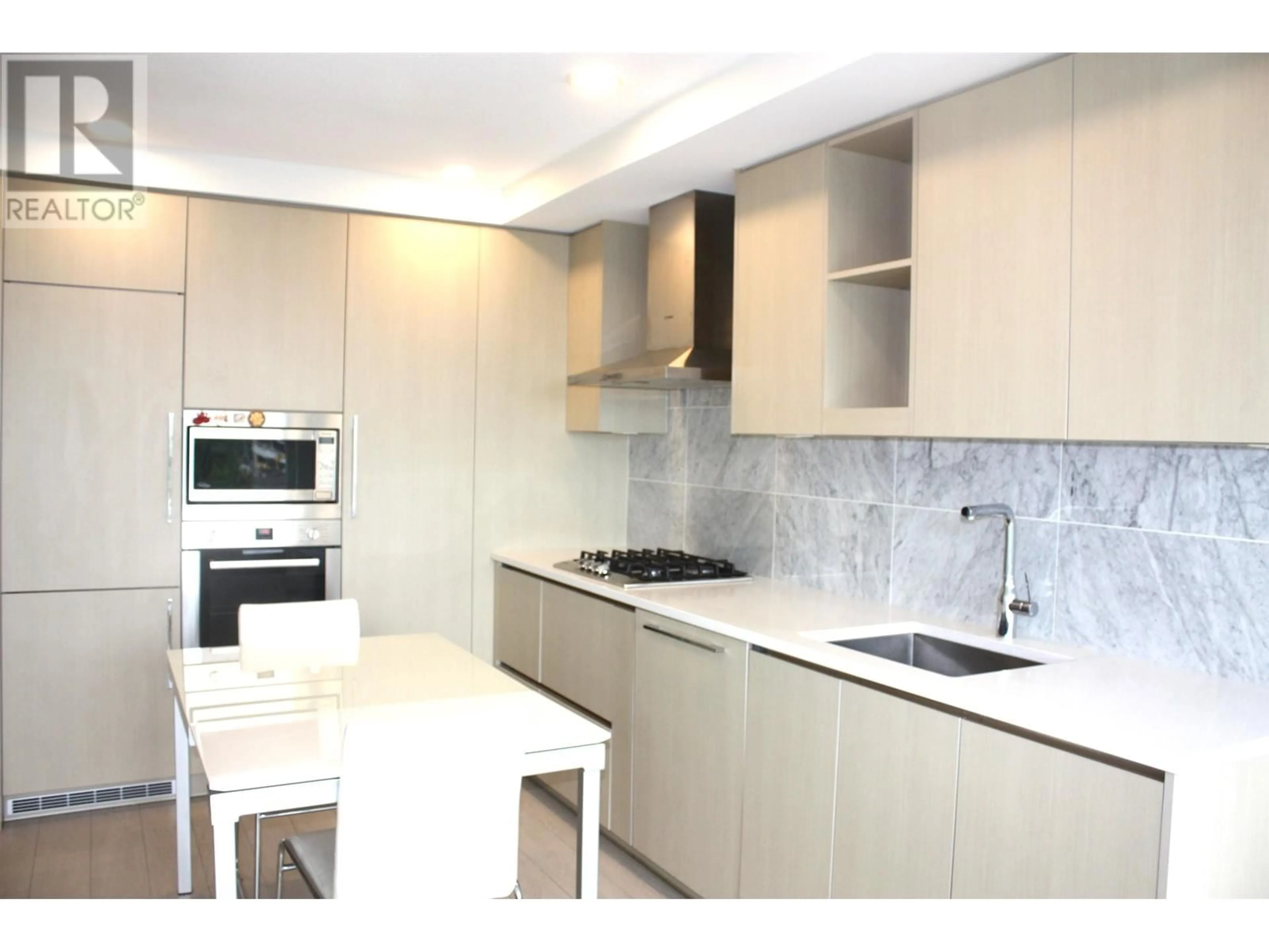 Standard kitchen, unknown for 920 - 8800 HAZELBRIDGE WAY, Richmond British Columbia V6X0S3