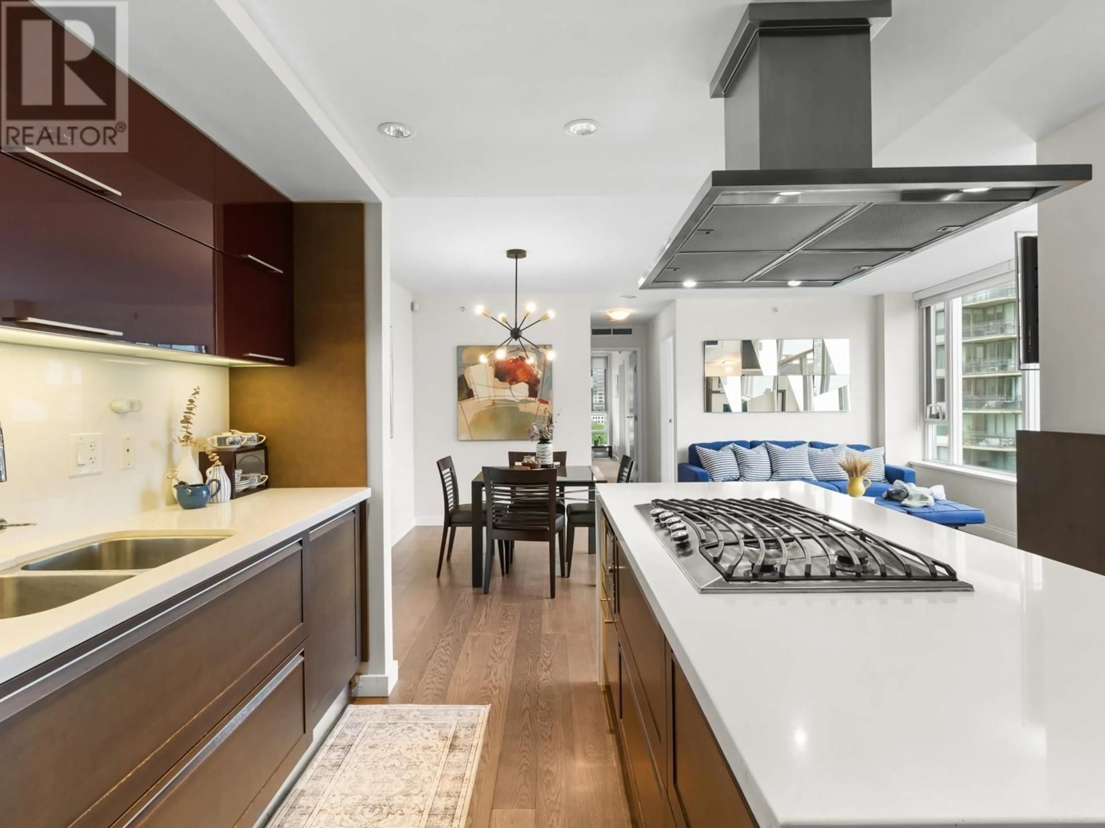 Open concept kitchen, unknown for 1106 - 8 SMITHE MEWS, Vancouver British Columbia V6B0A5