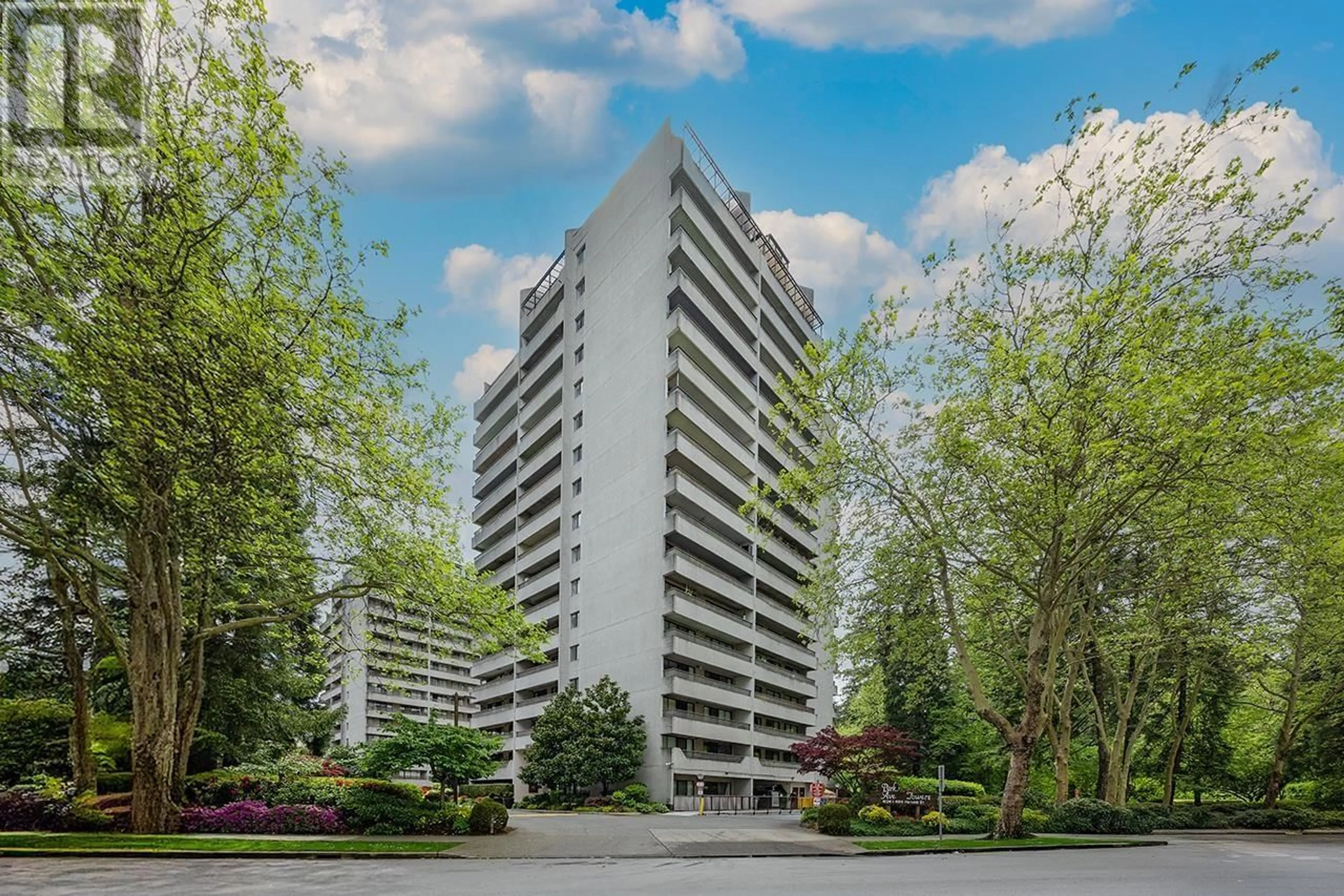 Patio, building for 603 - 4134 MAYWOOD STREET, Burnaby British Columbia V5H4C9