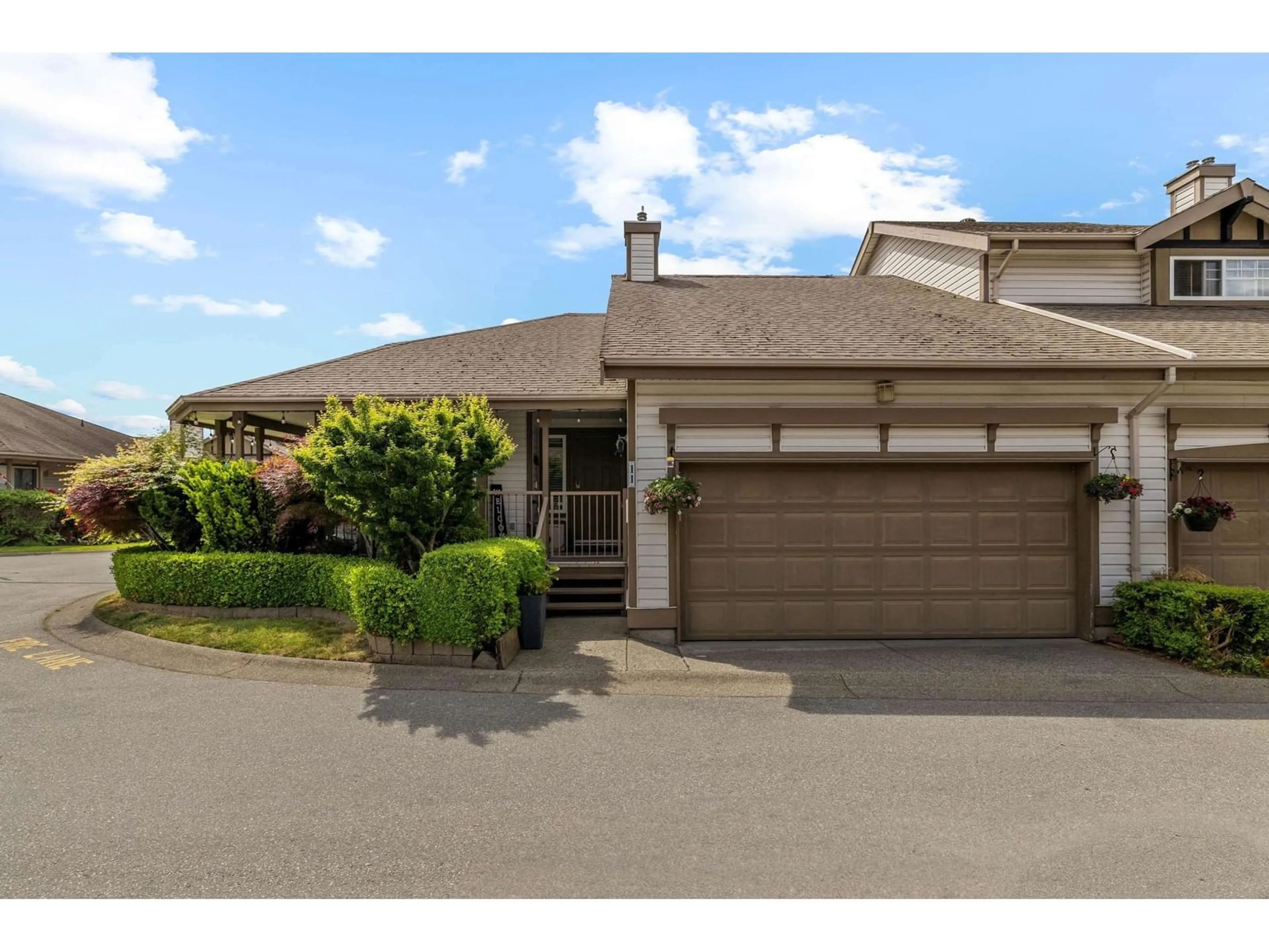 Unknown for 11 - 20222 96, Langley British Columbia V1M3C3