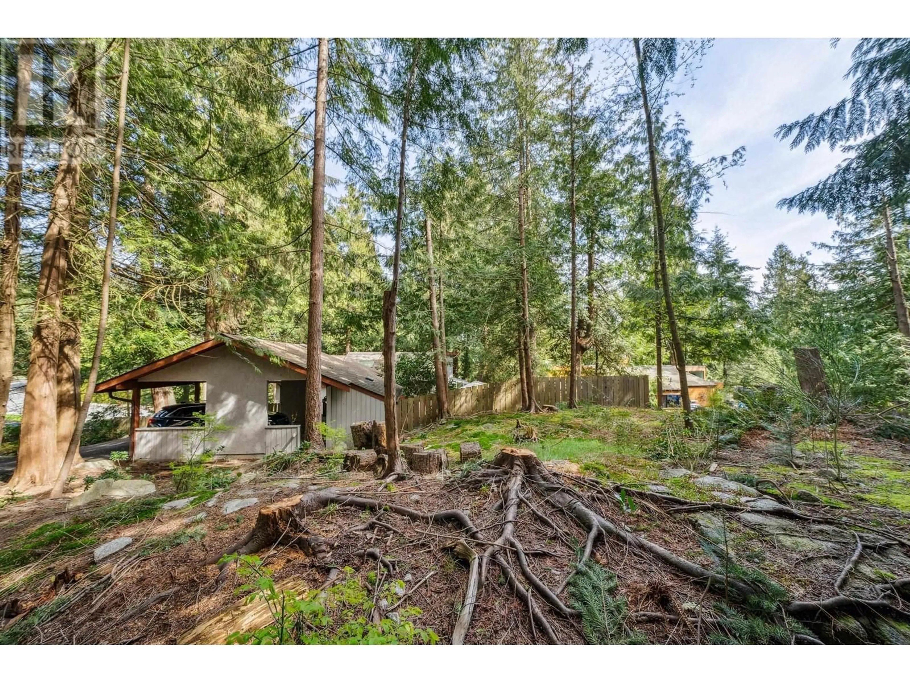 Shed for 4706 MEADFEILD ROAD, West Vancouver British Columbia V7W2W6