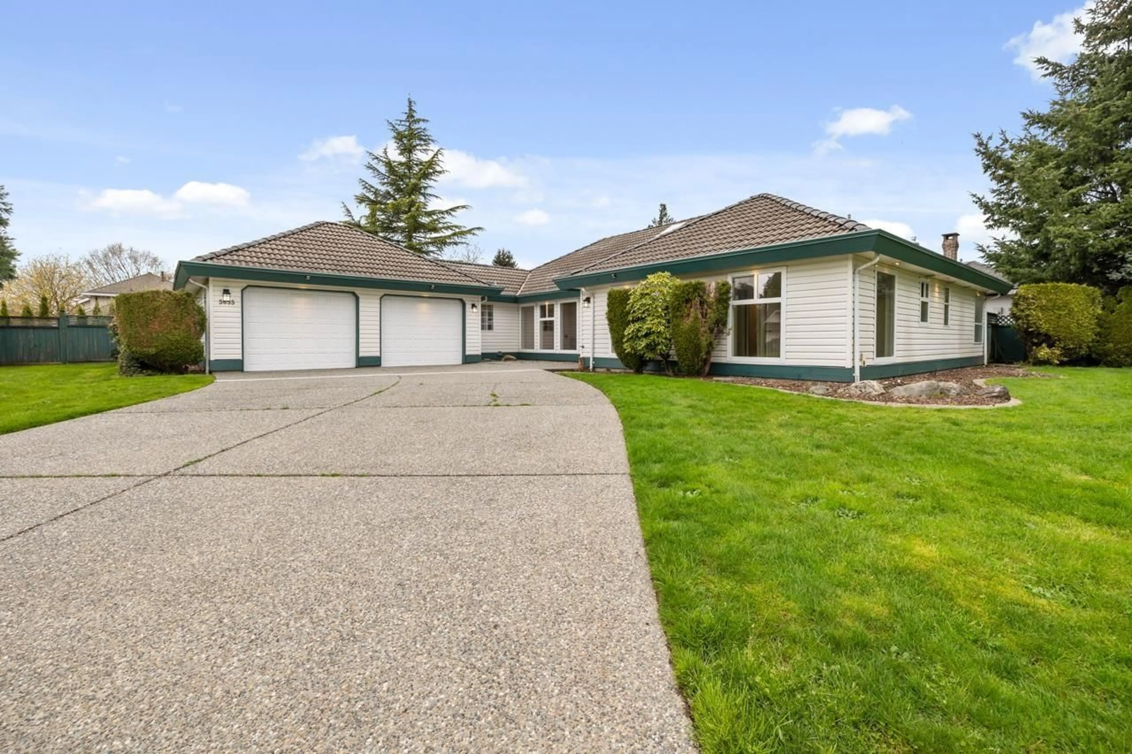 Home with vinyl exterior material, street for 5655 KILMORE EAST, Surrey British Columbia V3S7J6