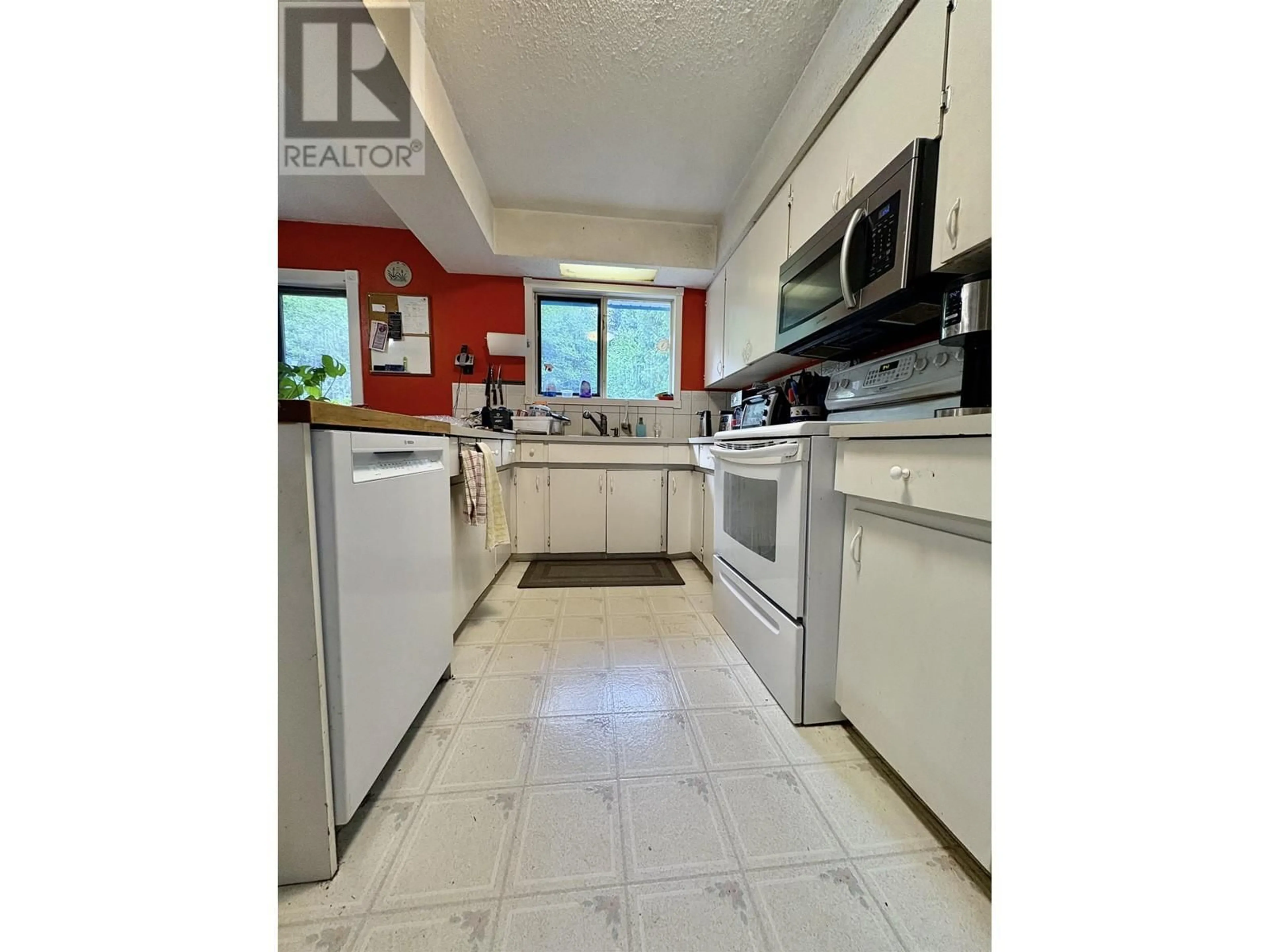 Unknown for 5380 CENTENNIAL DRIVE, Terrace British Columbia V8G0B9