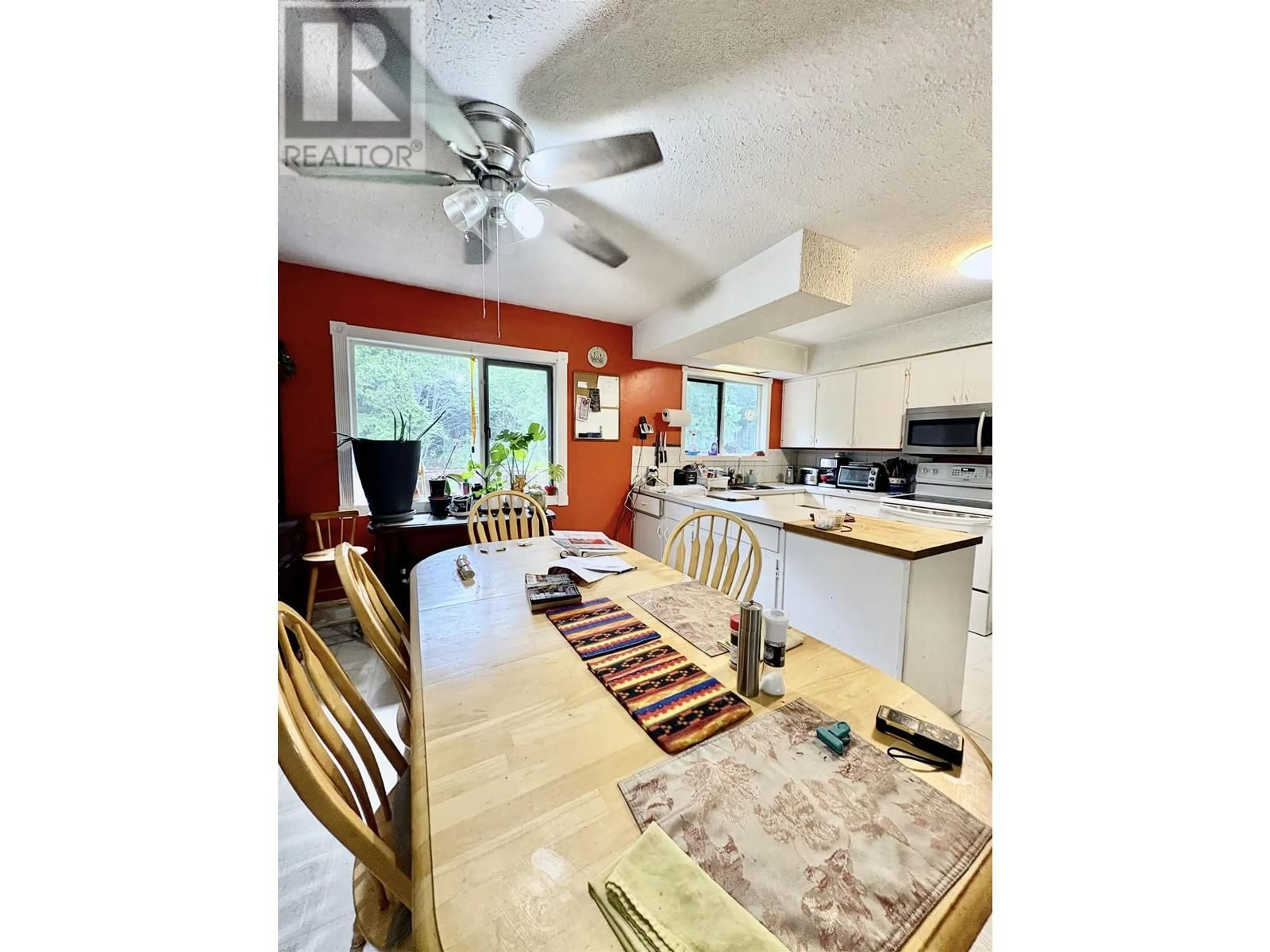 Open concept kitchen, unknown for 5380 CENTENNIAL DRIVE, Terrace British Columbia V8G0B9