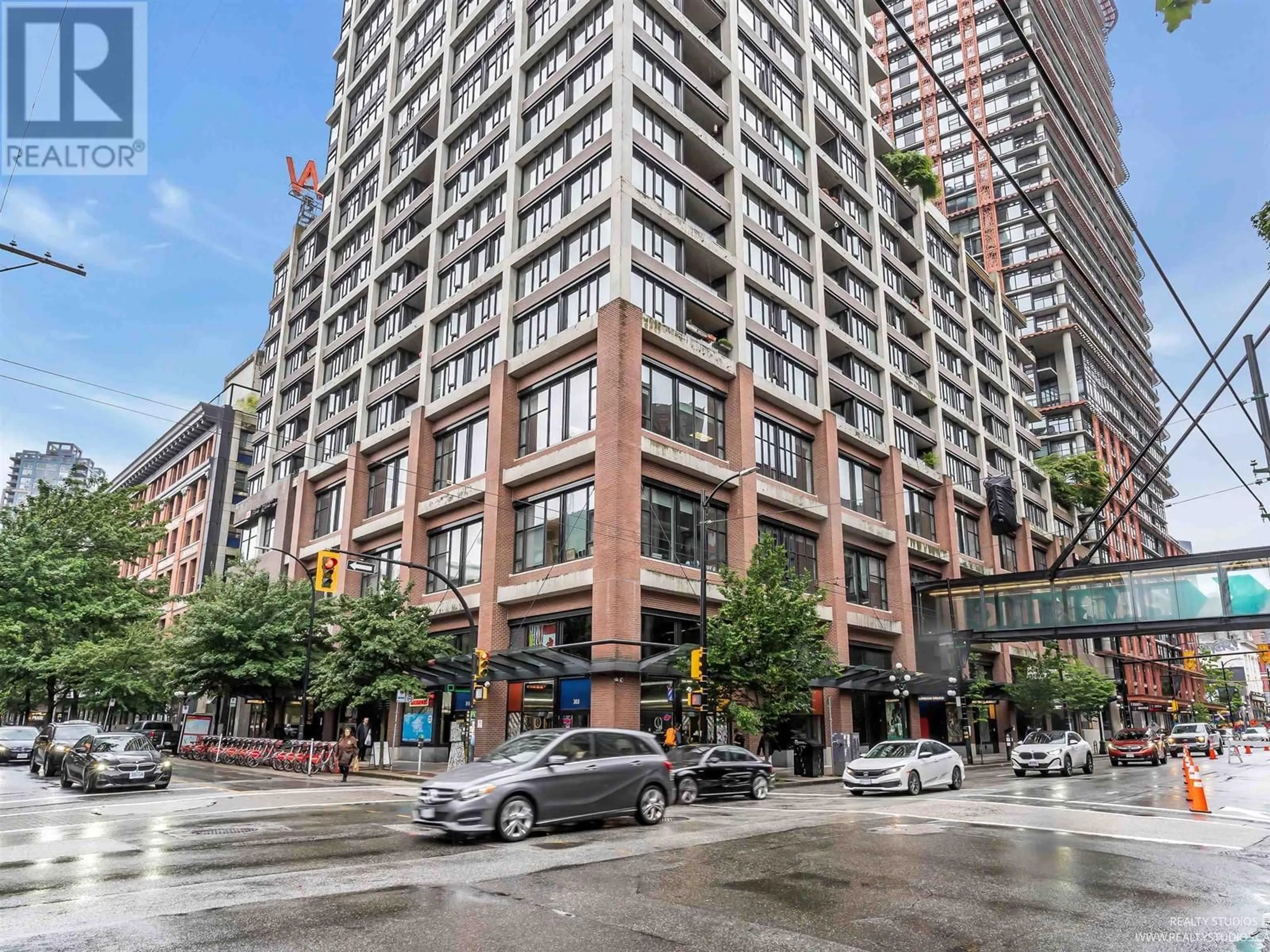 Patio, street for PH 7 - 108 CORDOVA STREET, Vancouver British Columbia V6B0G5