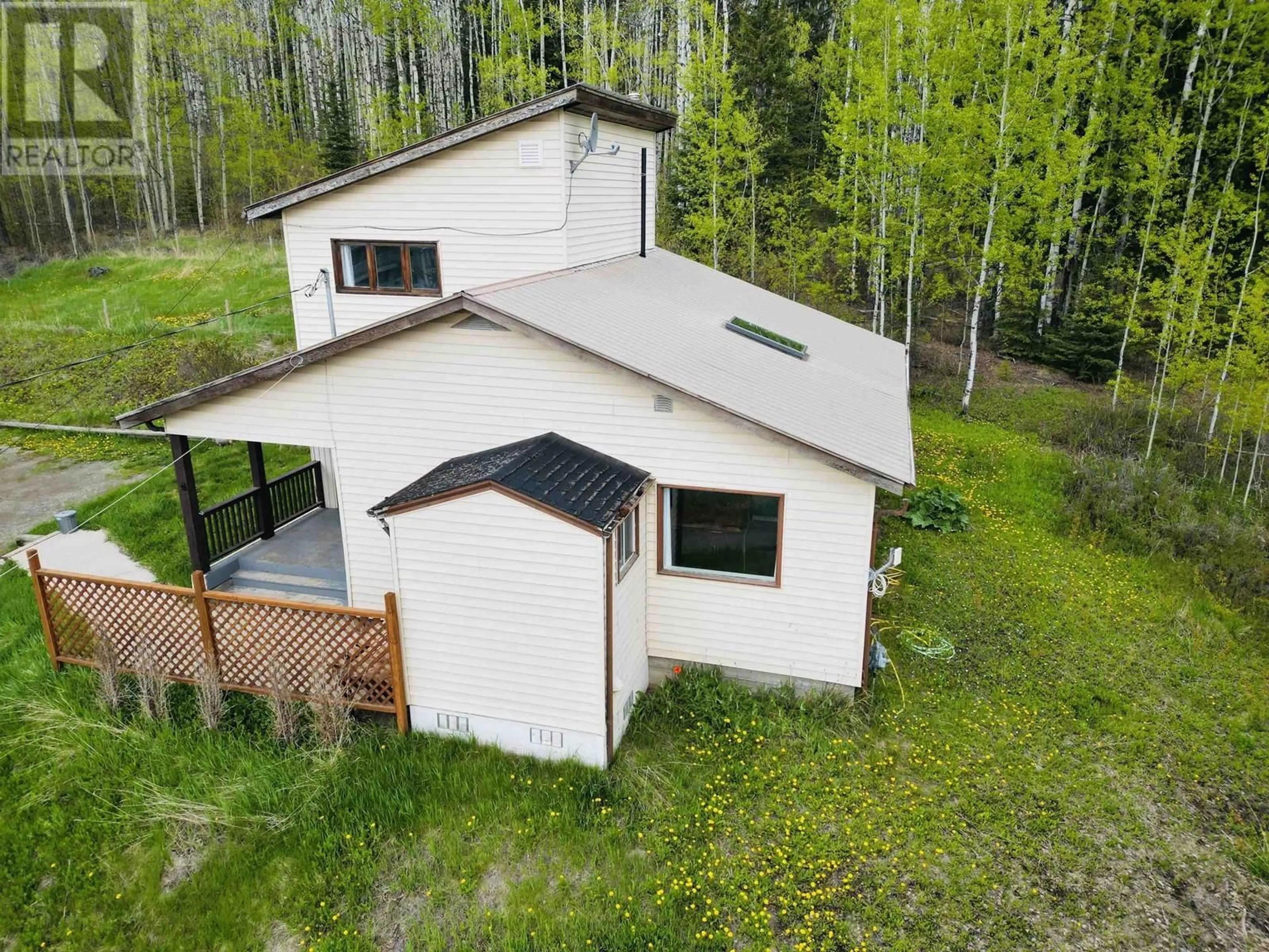 A pic from outside/outdoor area/front of a property/back of a property/a pic from drone, unknown for 914 TORIKKA DRIVE, Burns Lake British Columbia V0J1E0