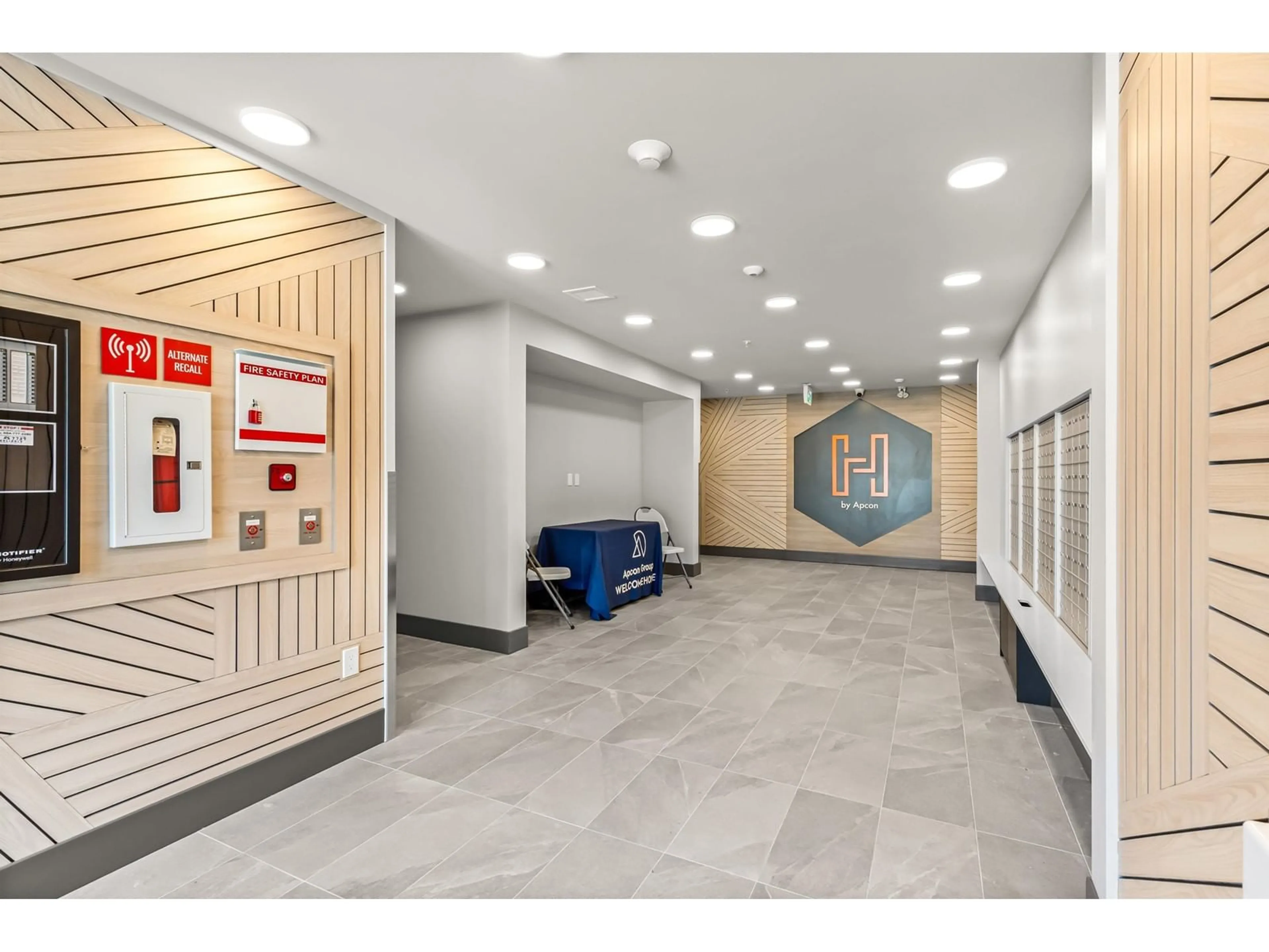 Indoor foyer for 213 - 7936 206, Langley British Columbia V2Y1X6