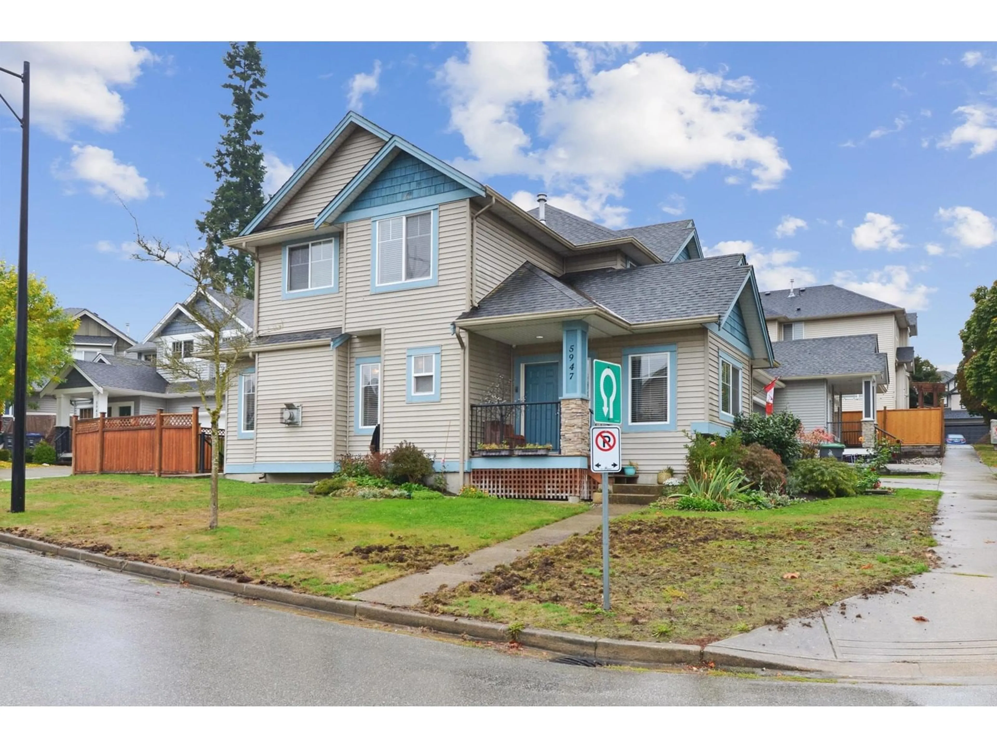 Home with vinyl exterior material, street for 5947 165A, Surrey British Columbia V3S4N9