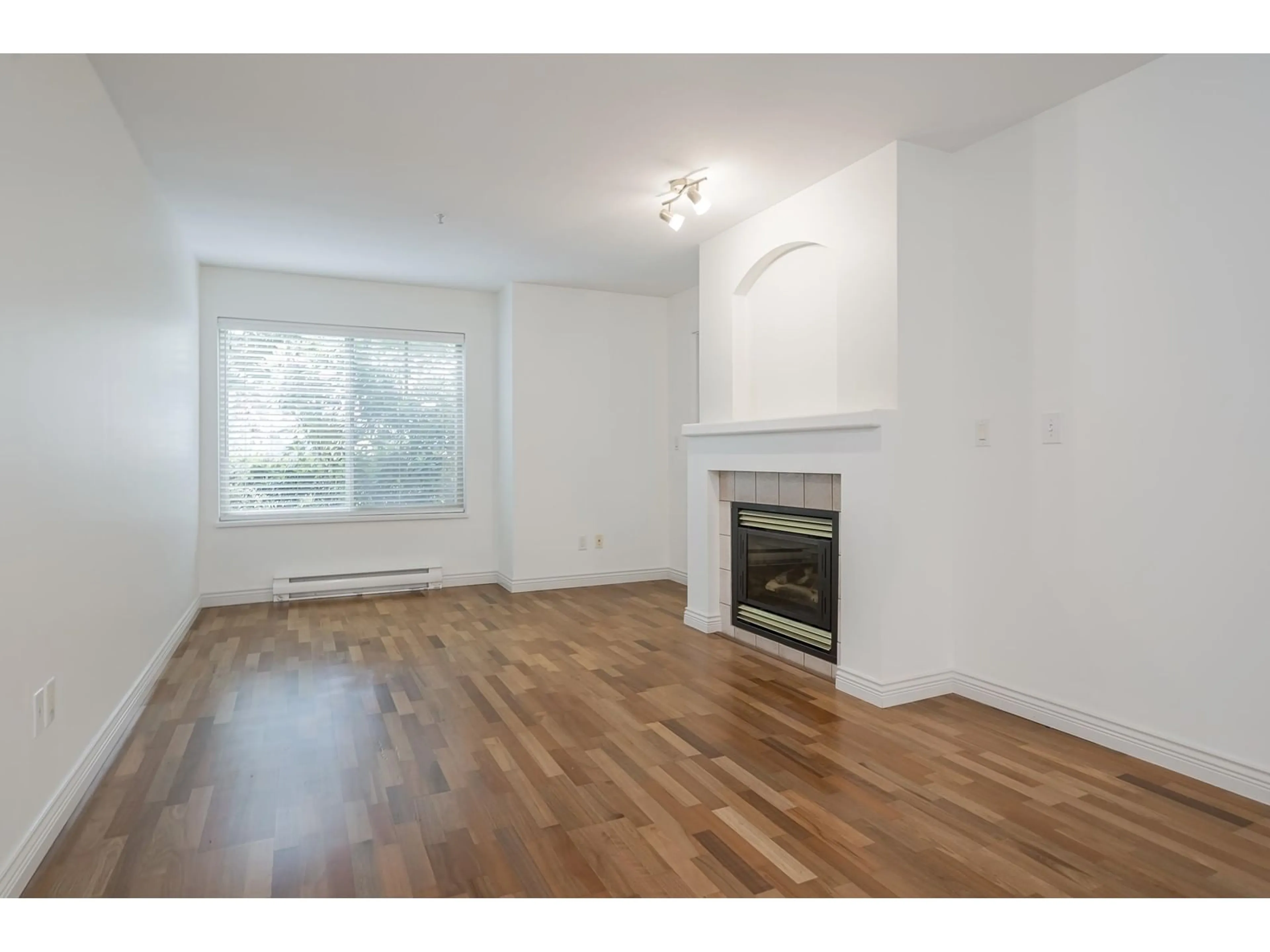 A pic of a room for 133 - 27358 32, Langley British Columbia V4W3M5