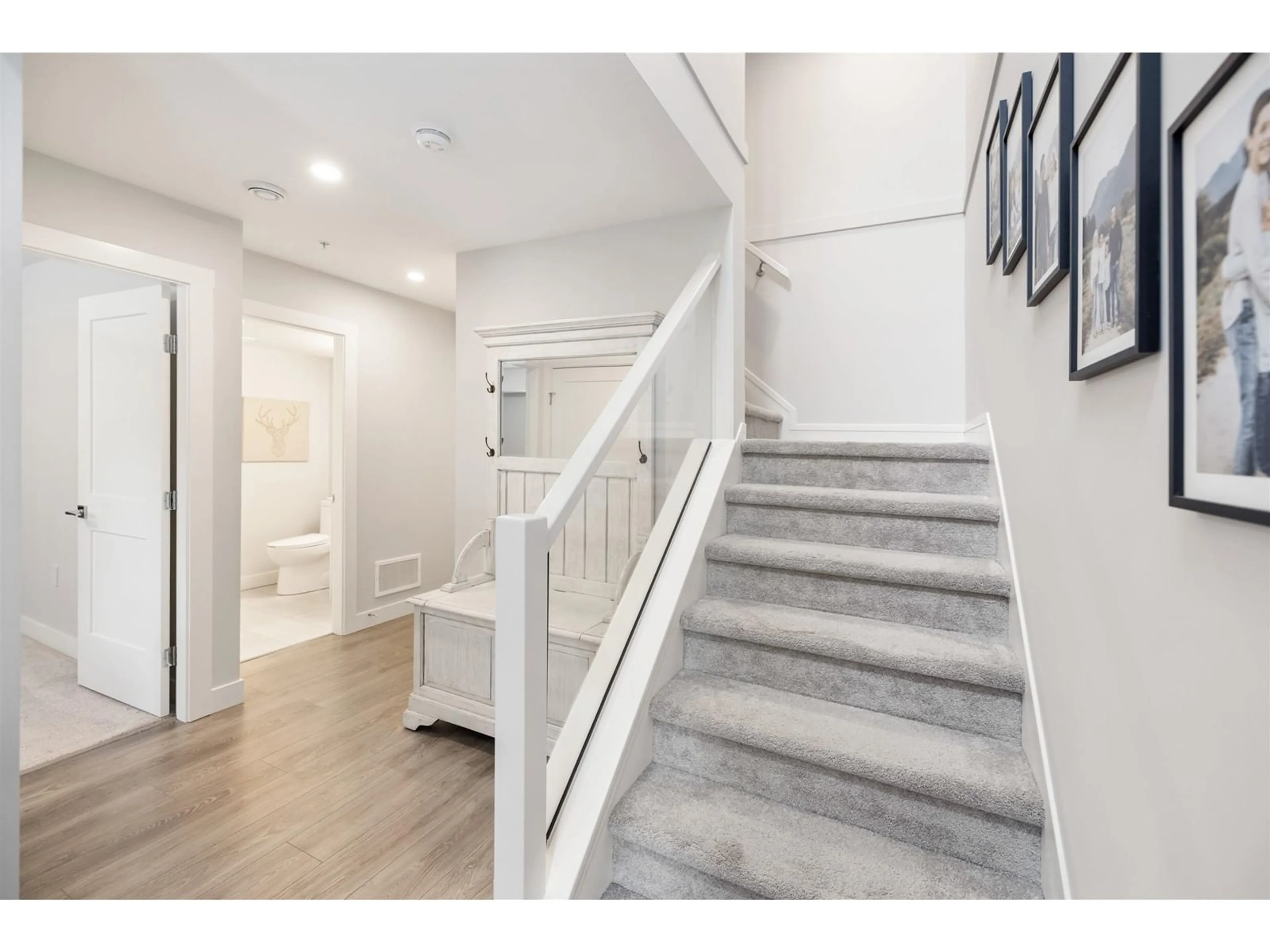 Indoor entryway for 27 - 20327 72B, Langley British Columbia V2Y4J6