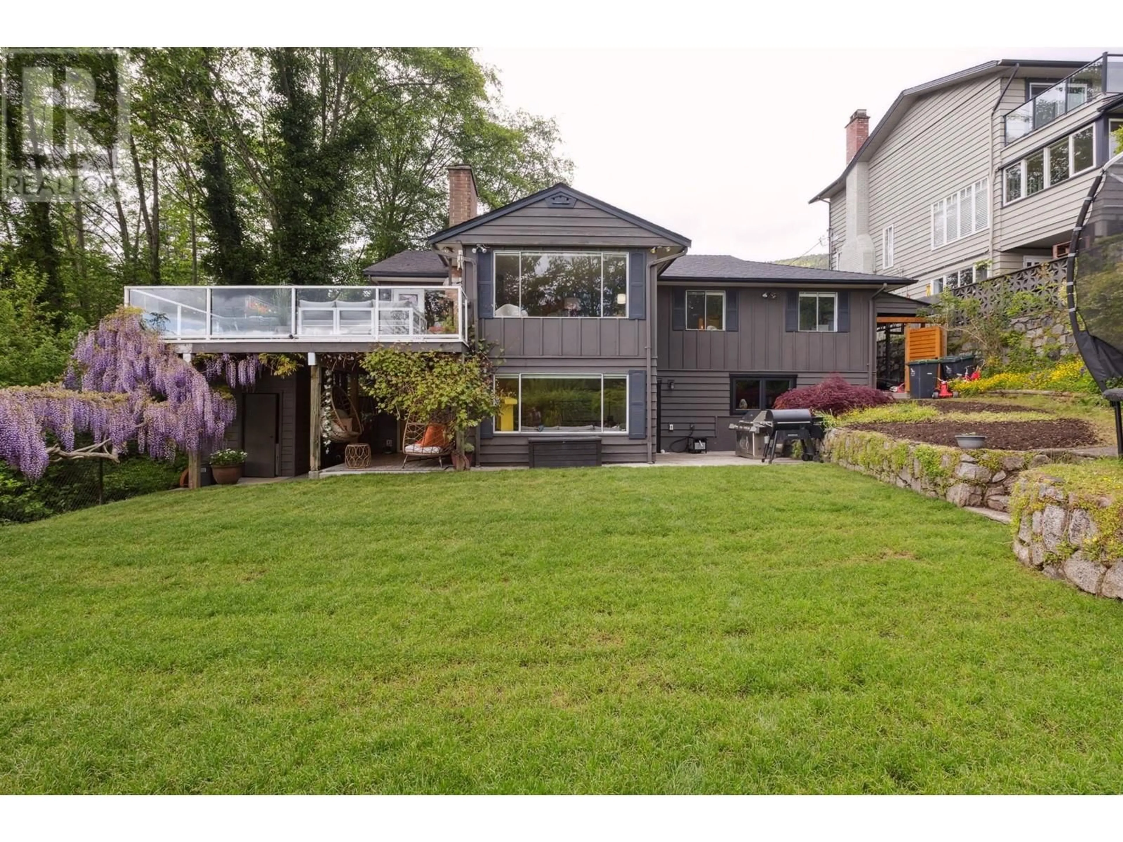Home with vinyl exterior material, street for 345 BRAEMAR ROAD, North Vancouver British Columbia V7N2T4
