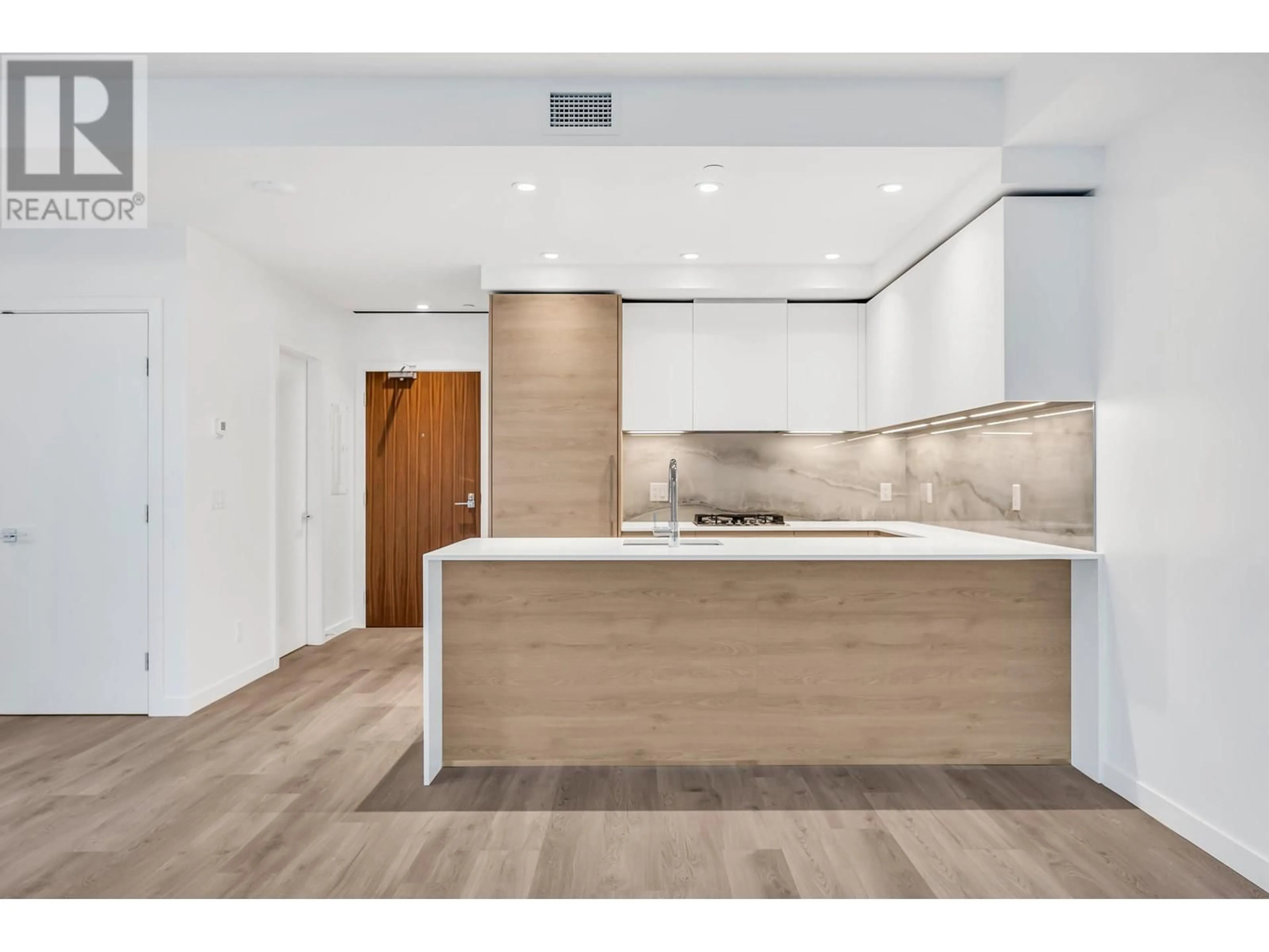 Open concept kitchen, unknown for 404 - 680 QUAYSIDE DRIVE, New Westminster British Columbia V3M0P2