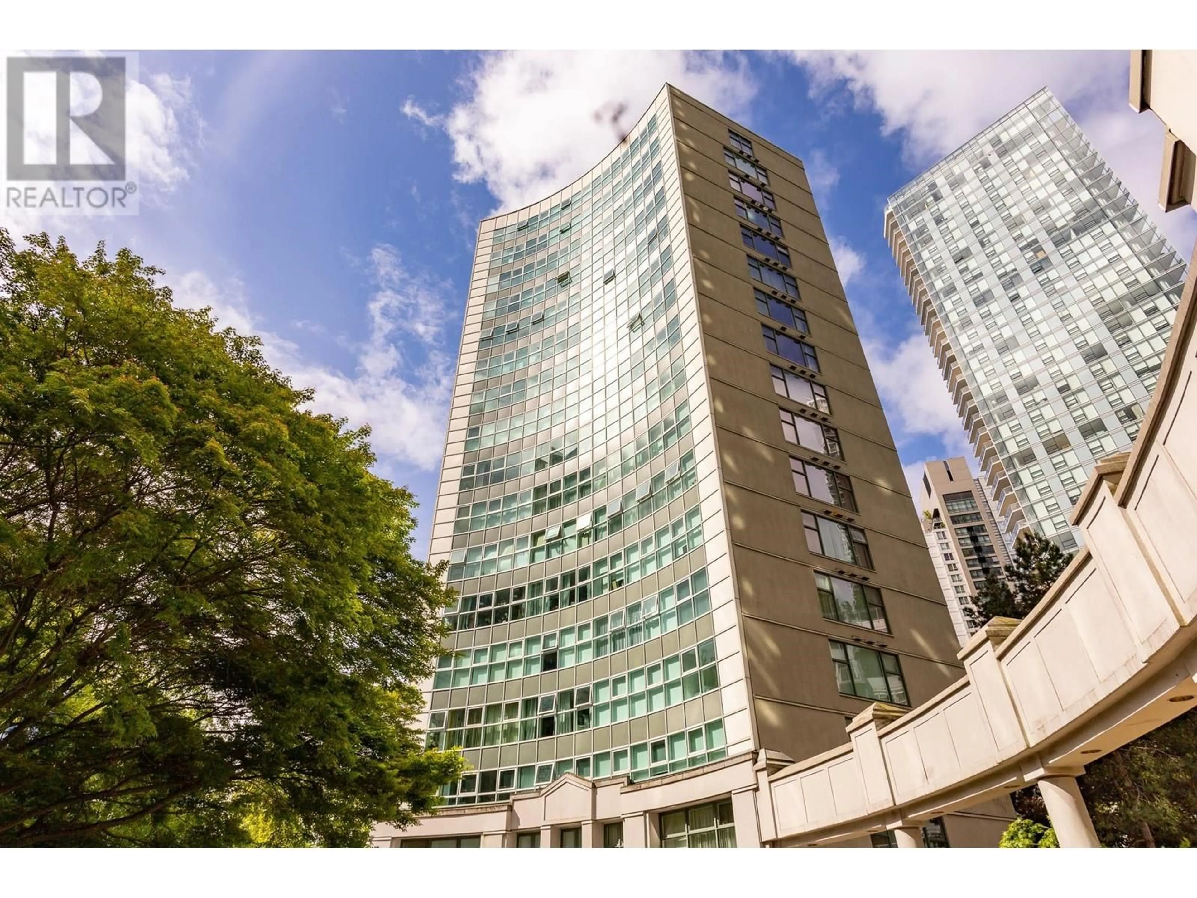 Indoor foyer for B1002 - 1331 HOMER STREET, Vancouver British Columbia V6B5M9