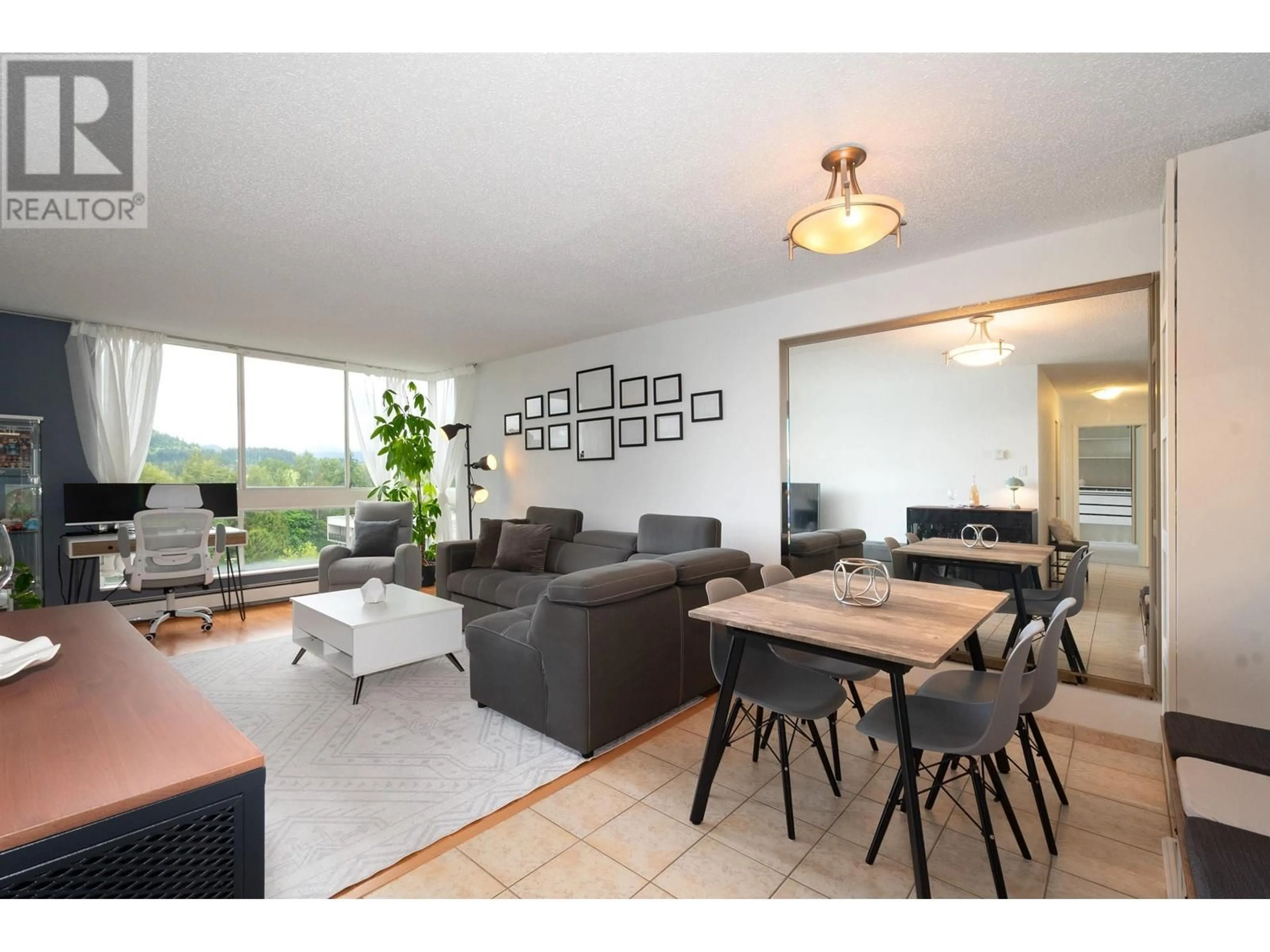 Living room with furniture, unknown for 1506 - 9280 SALISH COURT, Burnaby British Columbia V3J7J8