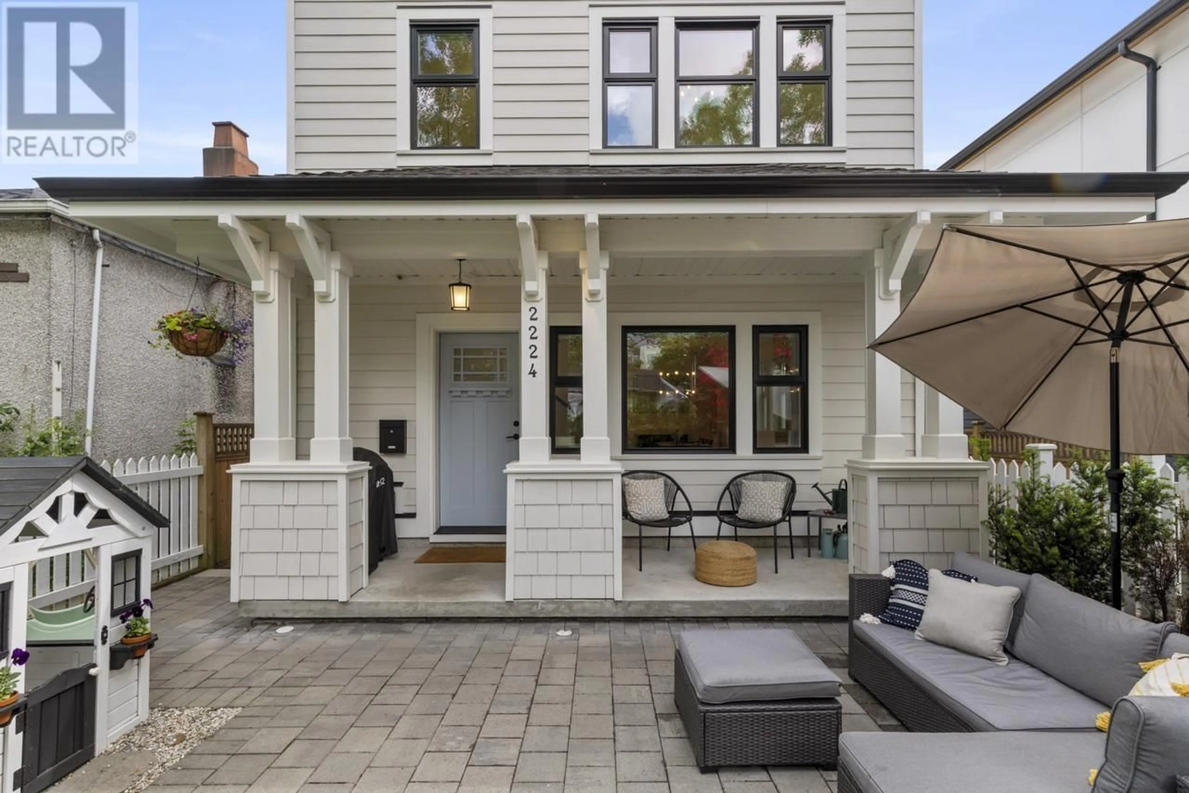 Unknown for 2224 10TH AVENUE, Vancouver British Columbia V5N1Y2