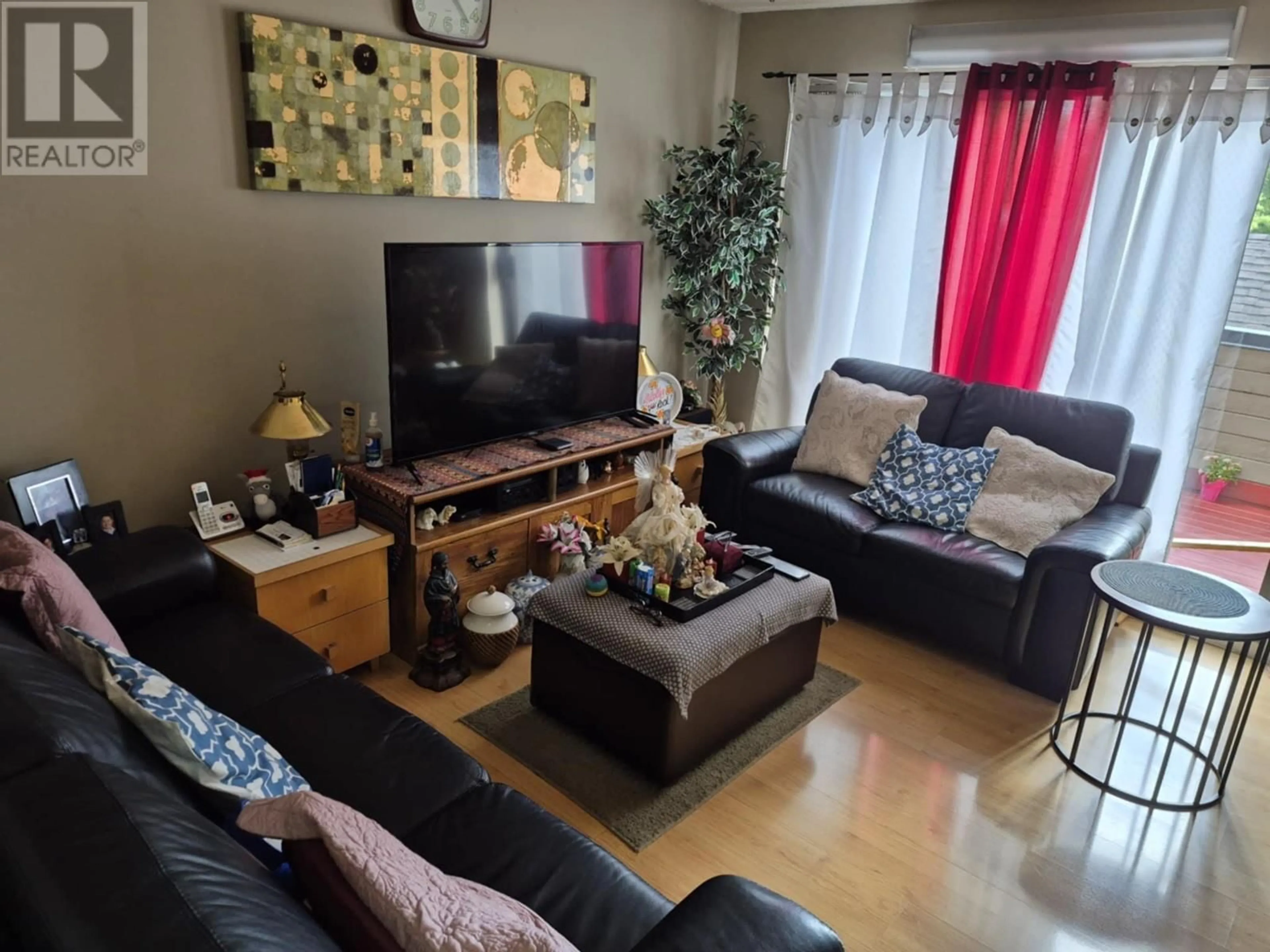 Living room with furniture, unknown for 209 - 8160 COLONIAL DRIVE, Richmond British Columbia V7C4T7