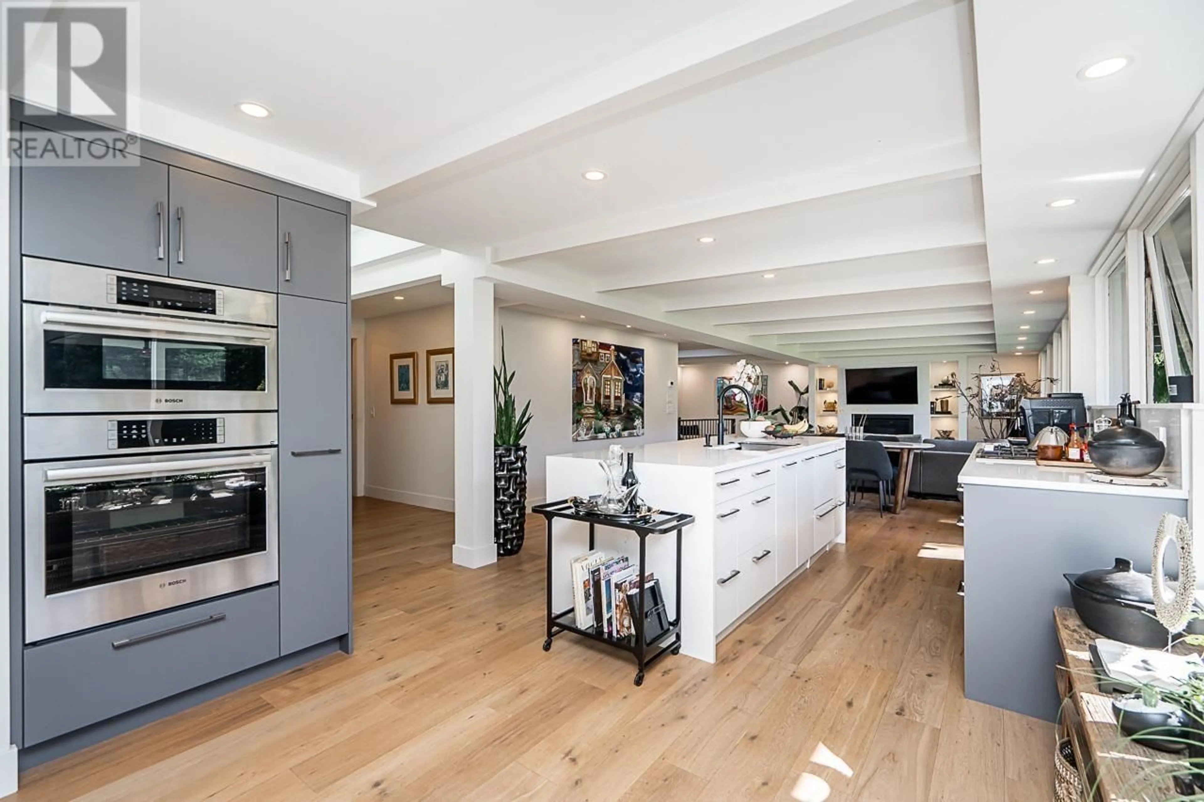 Open concept kitchen, unknown for 6070 MARINE DRIVE, West Vancouver British Columbia V7W2S3