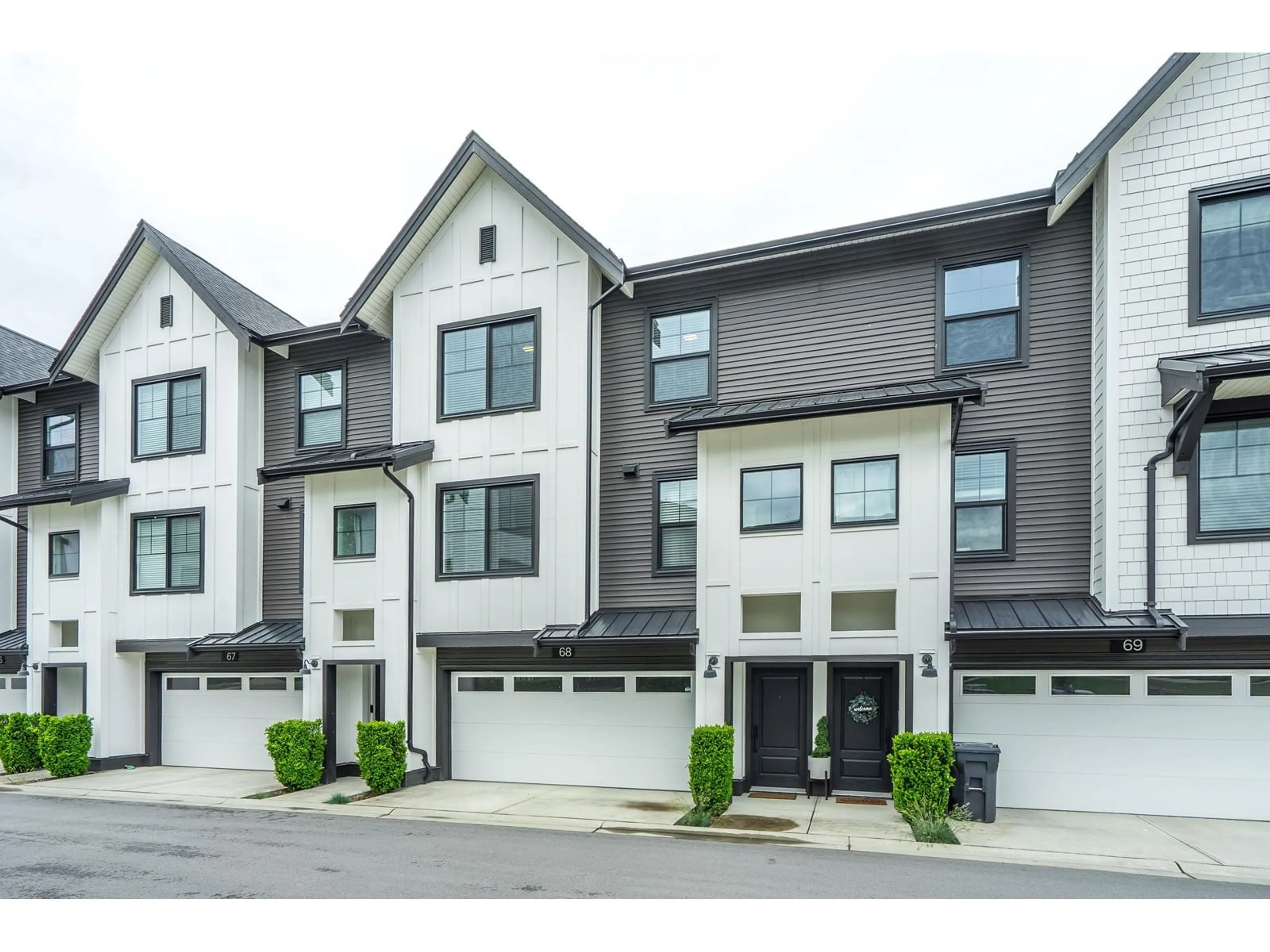 Unknown for 68 - 7967 197, Langley British Columbia V2Y3P1
