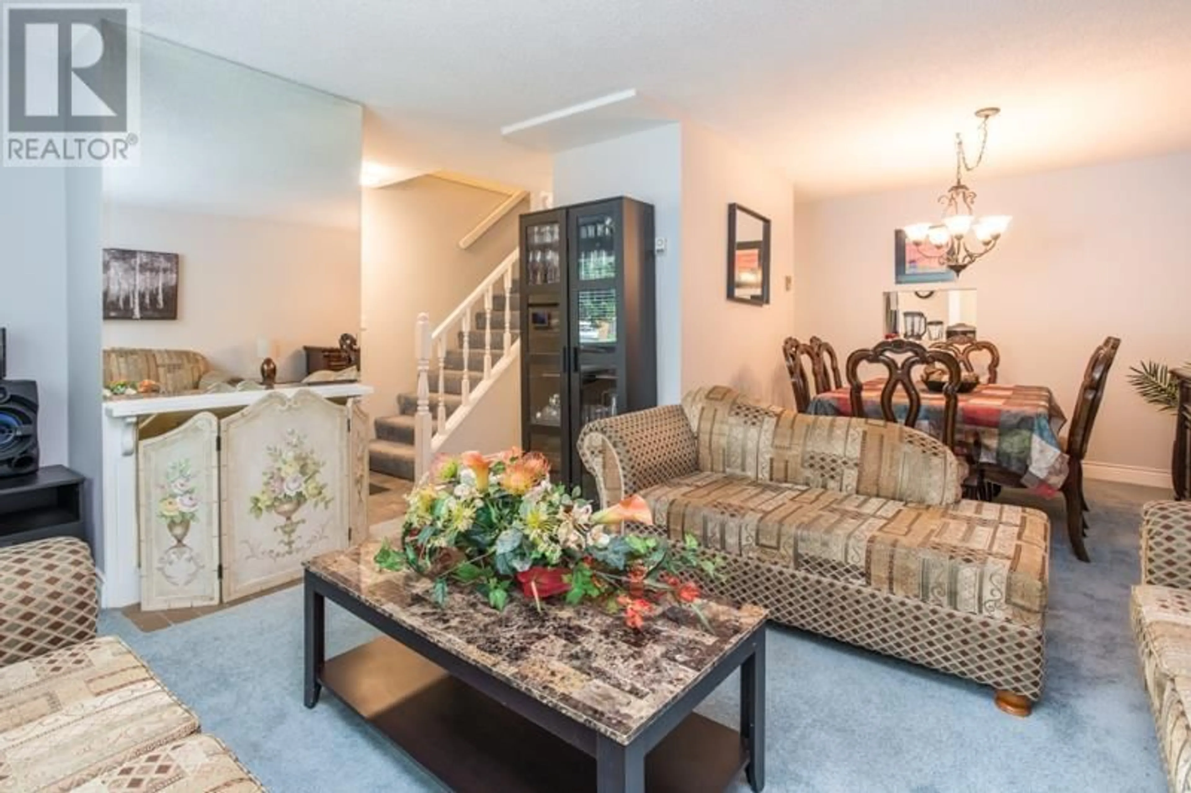 Living room with furniture, unknown for 11771 YOSHIDA COURT, Richmond British Columbia V7E5C5