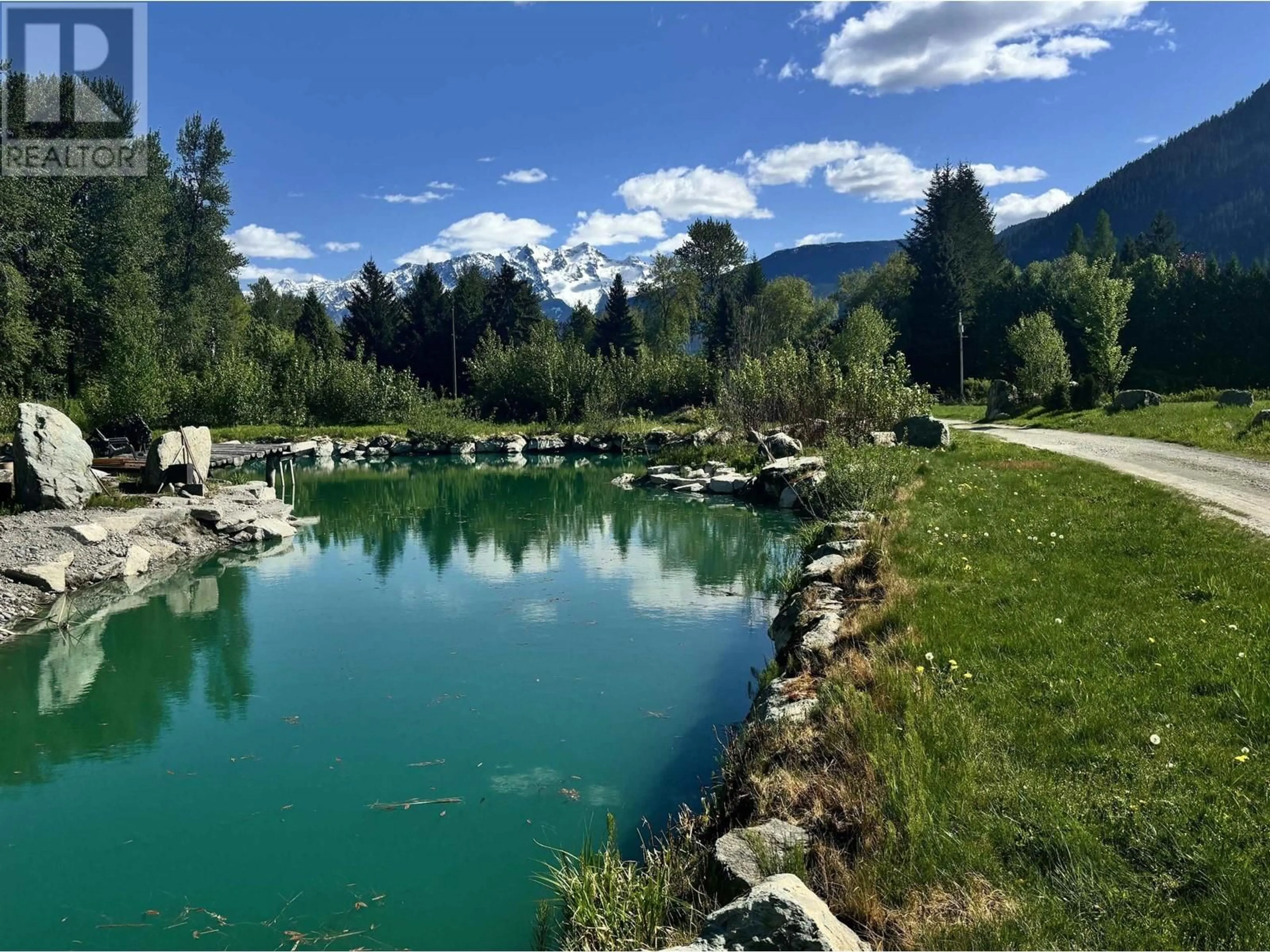 Pool for 945 ERICKSON ROAD, Pemberton British Columbia V0N2L2