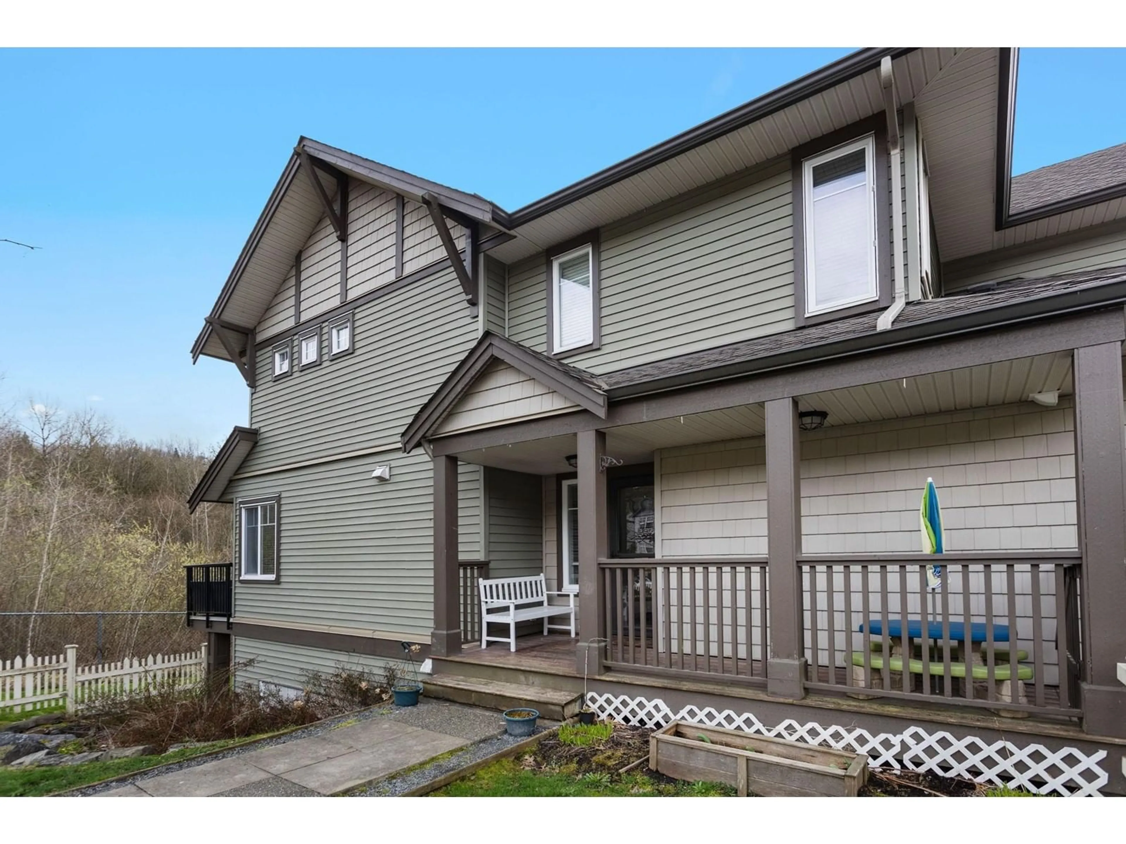 Home with vinyl exterior material, street for 95 - 4401 BLAUSON, Abbotsford British Columbia V3G0A4
