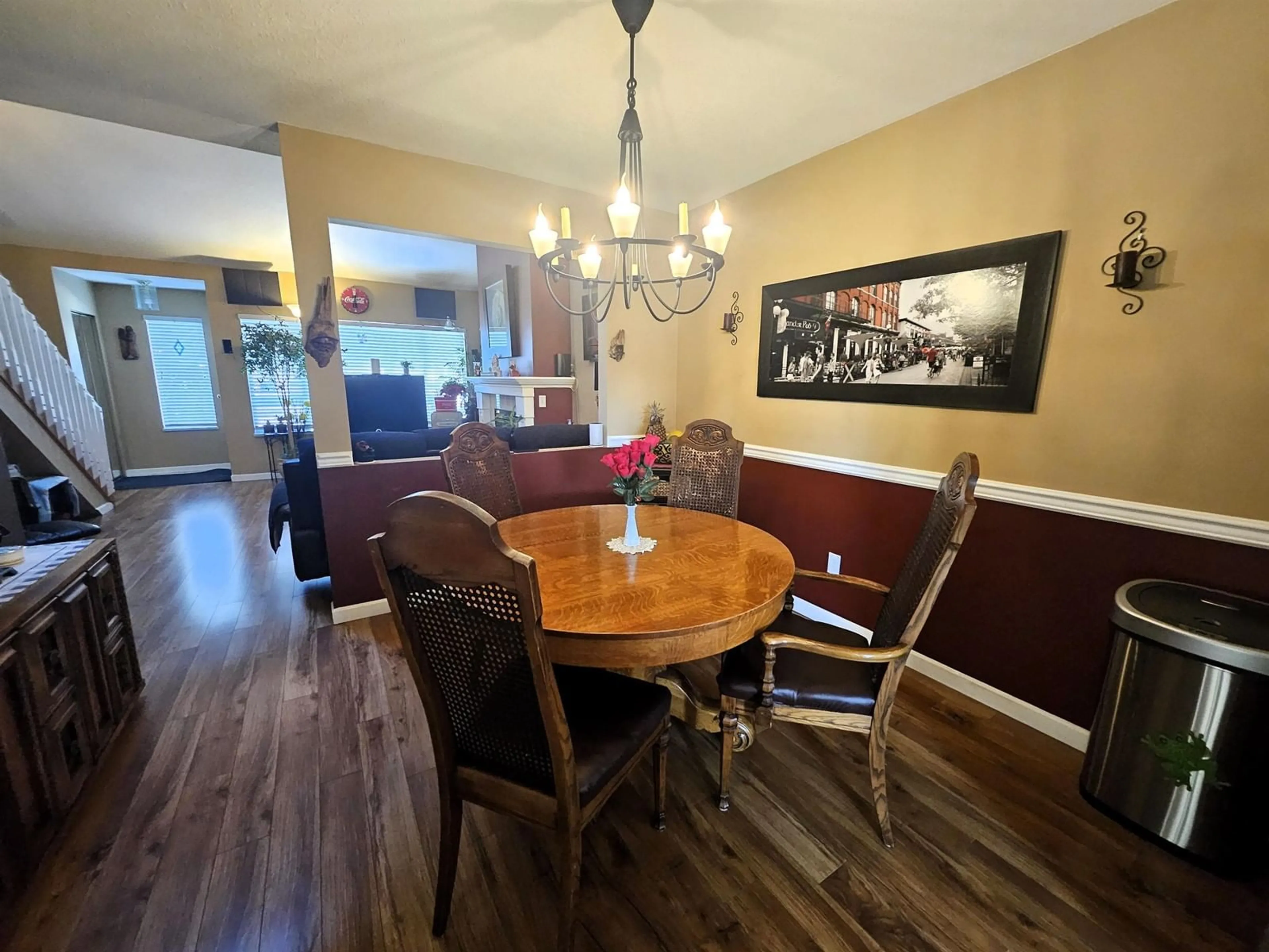 Dining room, wood/laminate floor for 208 - 7837 120A, Surrey British Columbia V3W0W9