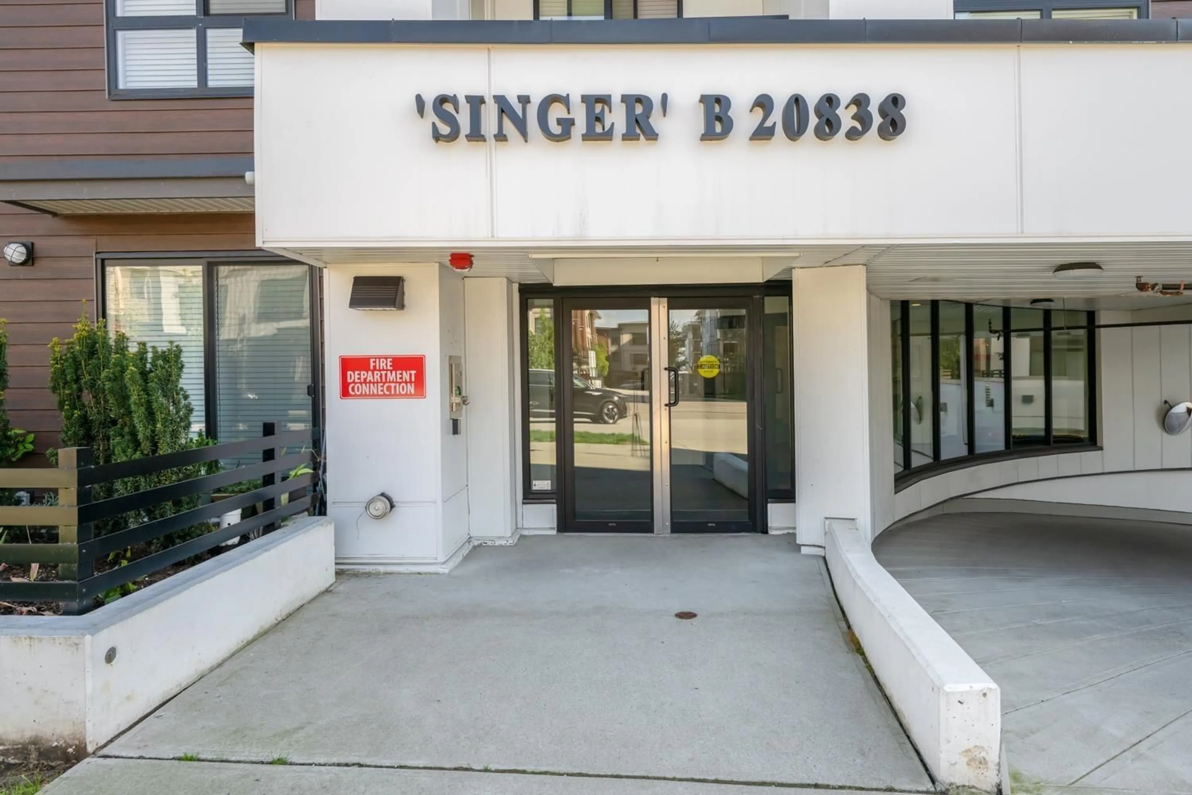 Indoor foyer for B606 - 20838 78B, Langley British Columbia V2Y3M2