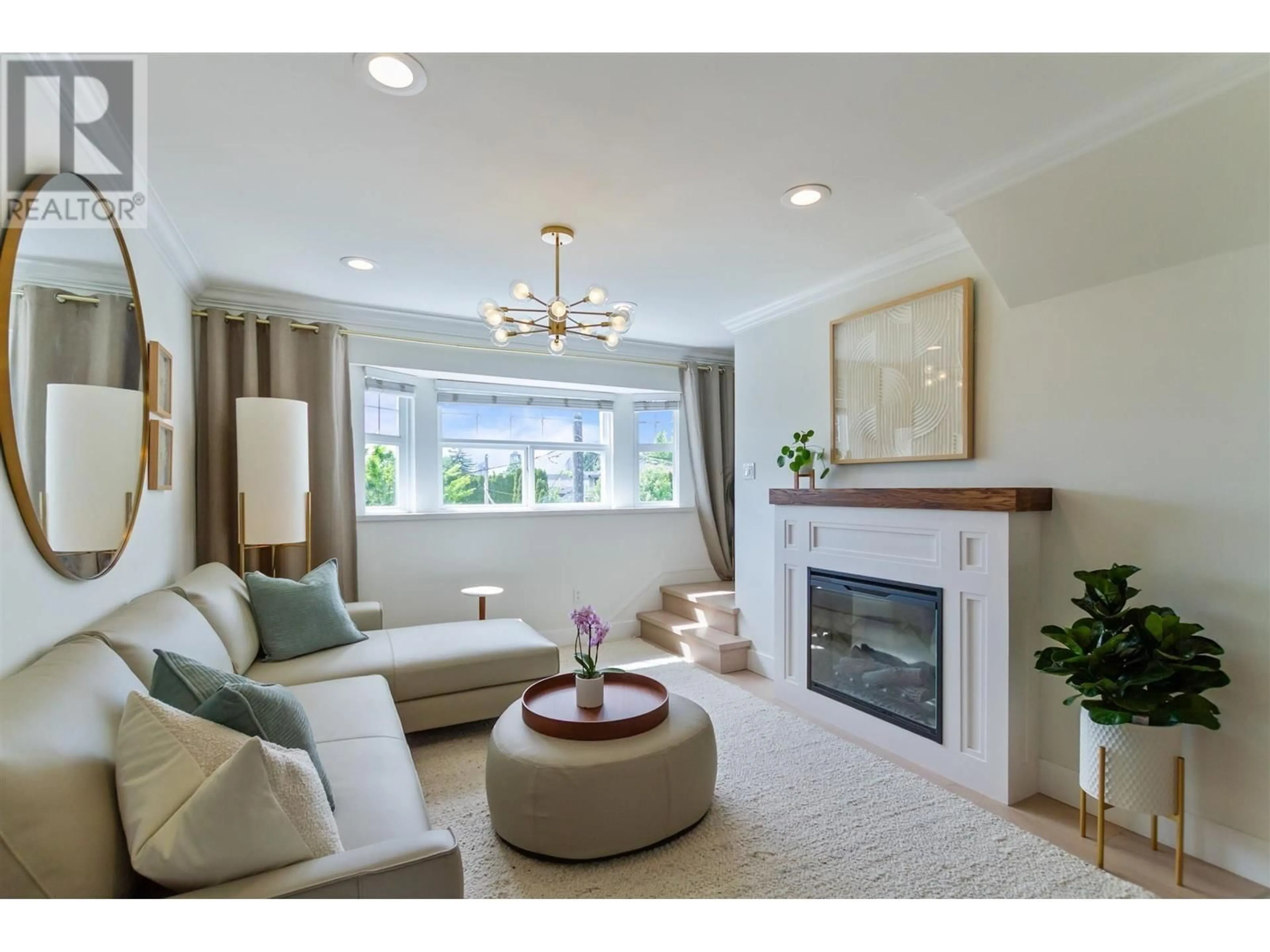 Living room with furniture, unknown for 6450 ST. GEORGE STREET, Vancouver British Columbia V5W2Y6