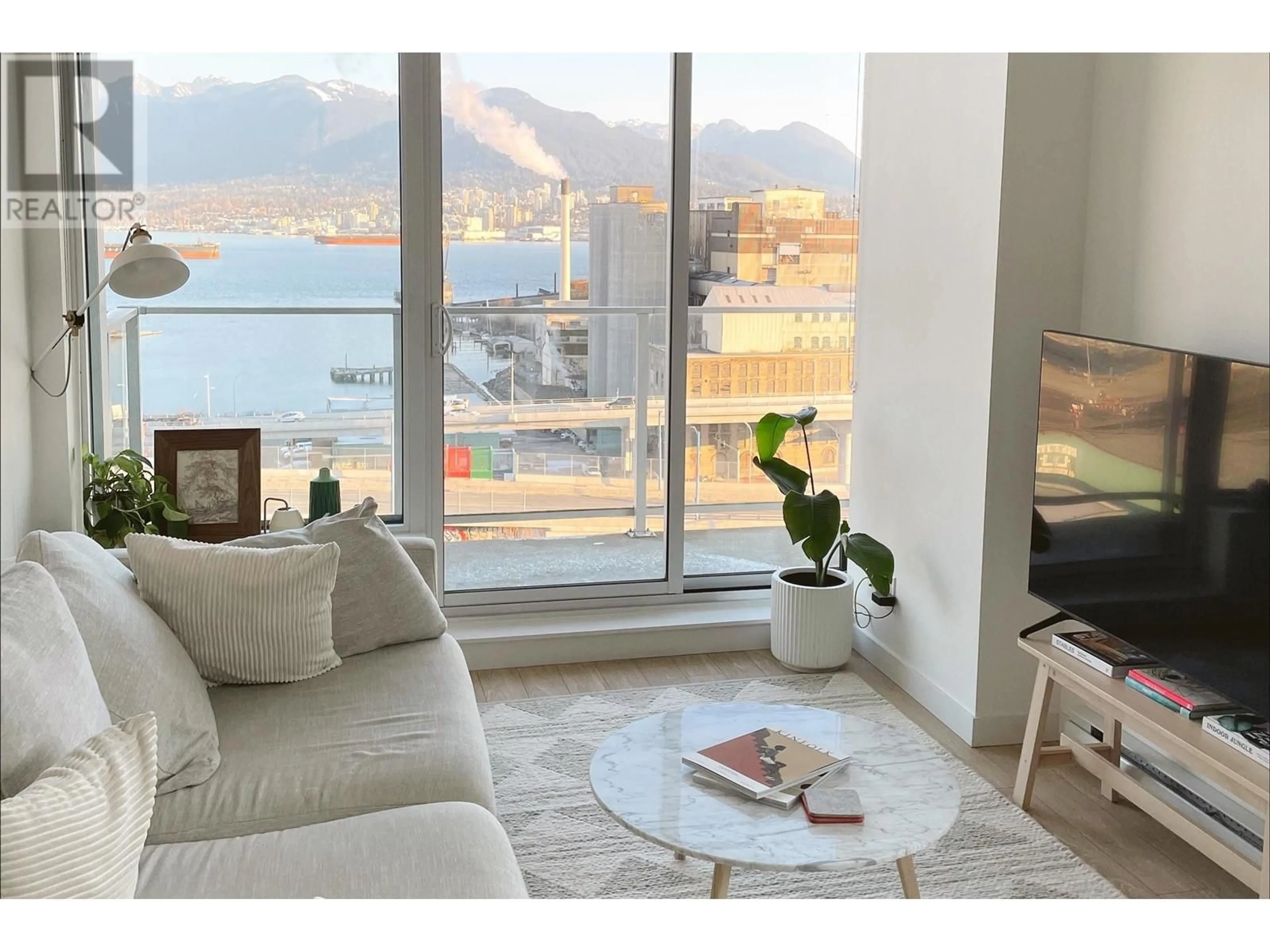 Living room with furniture, unknown for PH9 - 955 HASTINGS STREET, Vancouver British Columbia V6A0G8