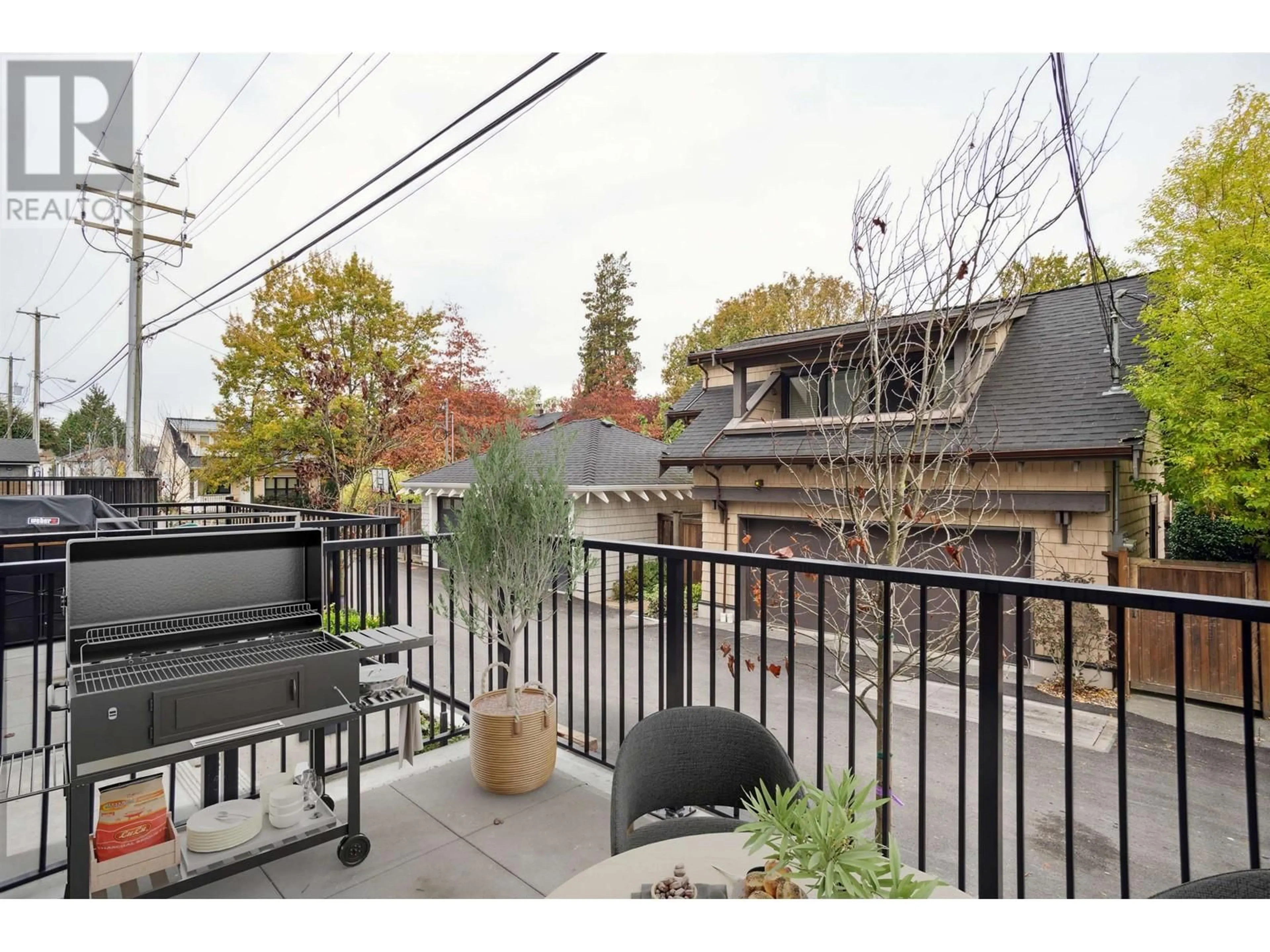 Patio, street for 197 KING EDWARD AVE STREET, Vancouver British Columbia V5Y4B4