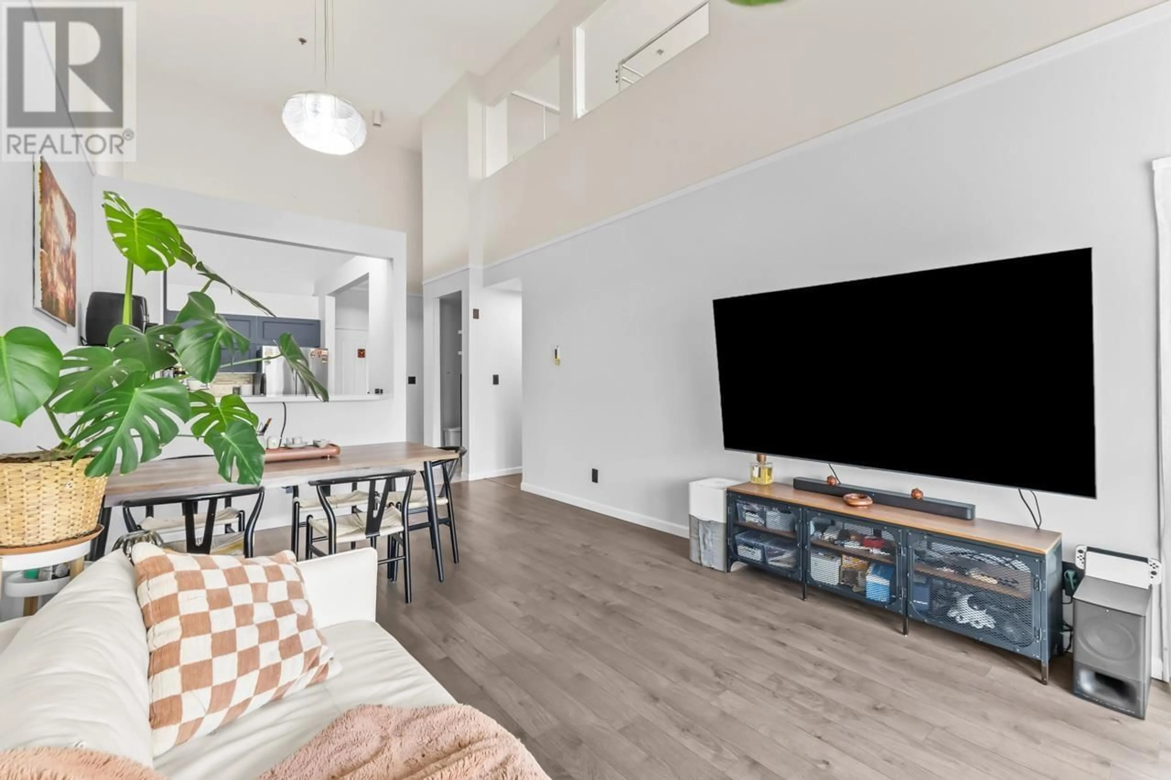 Living room with furniture, unknown for 309 - 8620 JONES ROAD, Richmond British Columbia V6Y3Z4