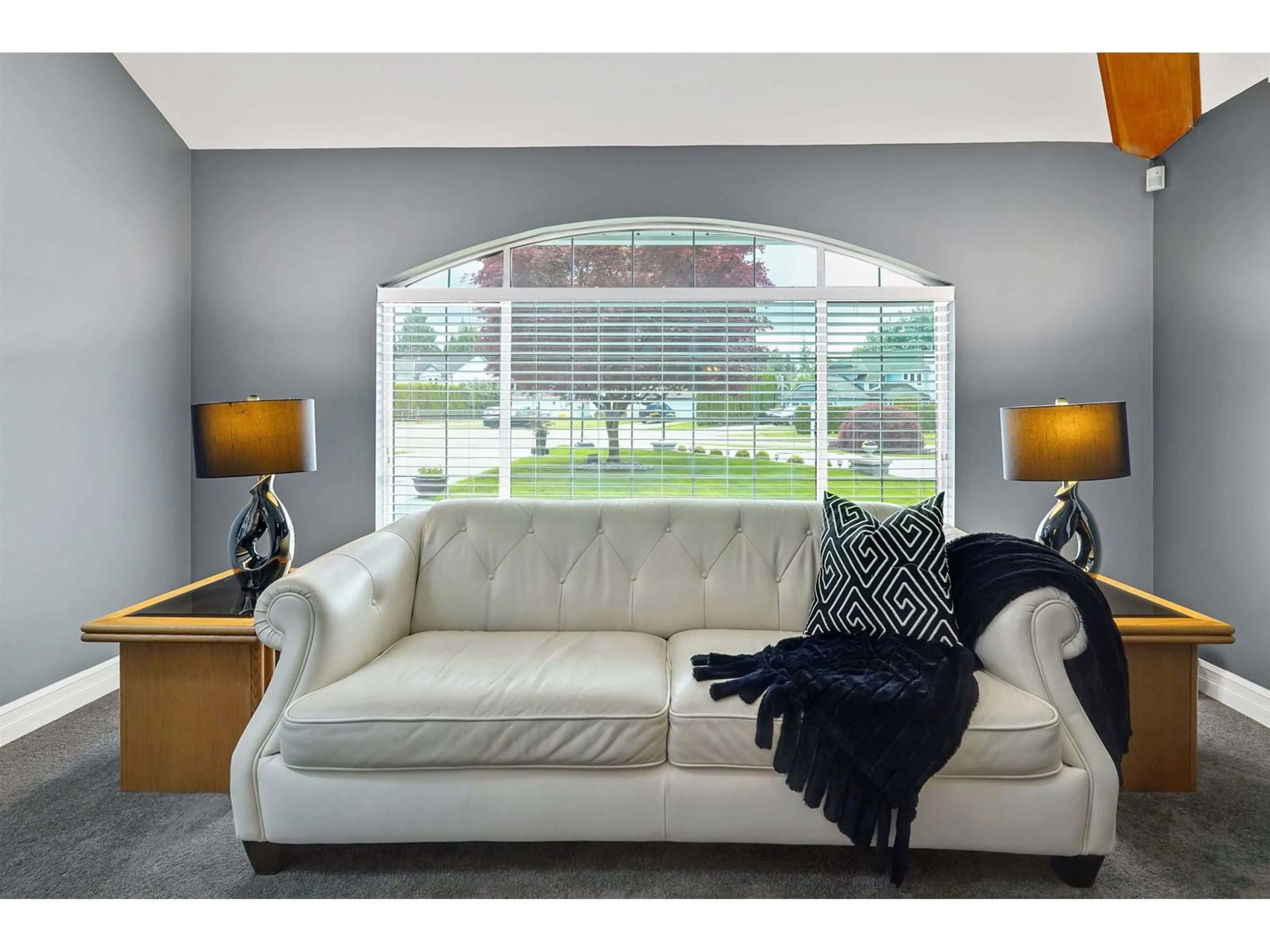 Living room with furniture, unknown for 20287 94B, Langley British Columbia V1M1Y8