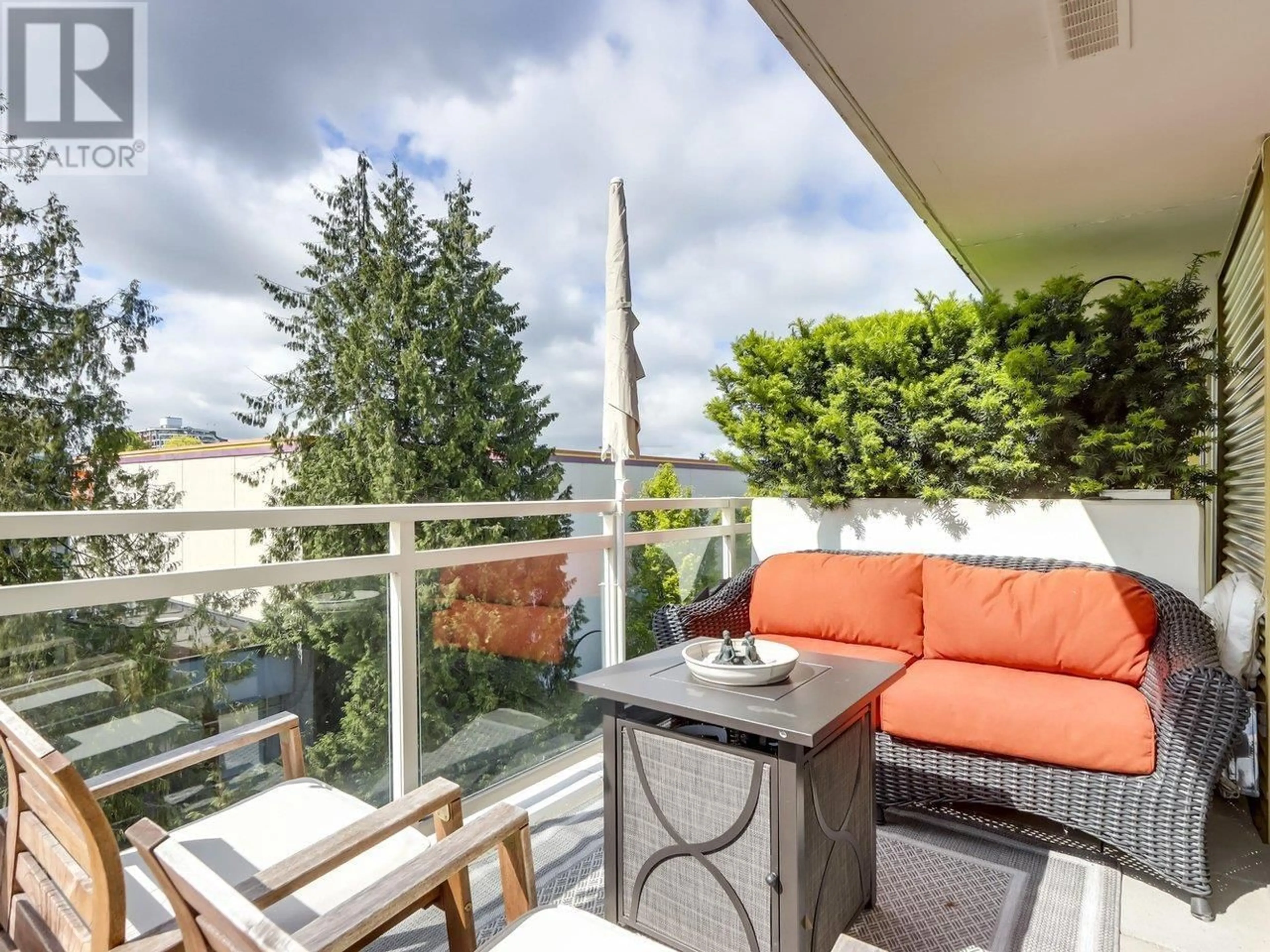 Balcony in the apartment, unknown for 507 - 1635 3RD AVENUE, Vancouver British Columbia V7S2Y2
