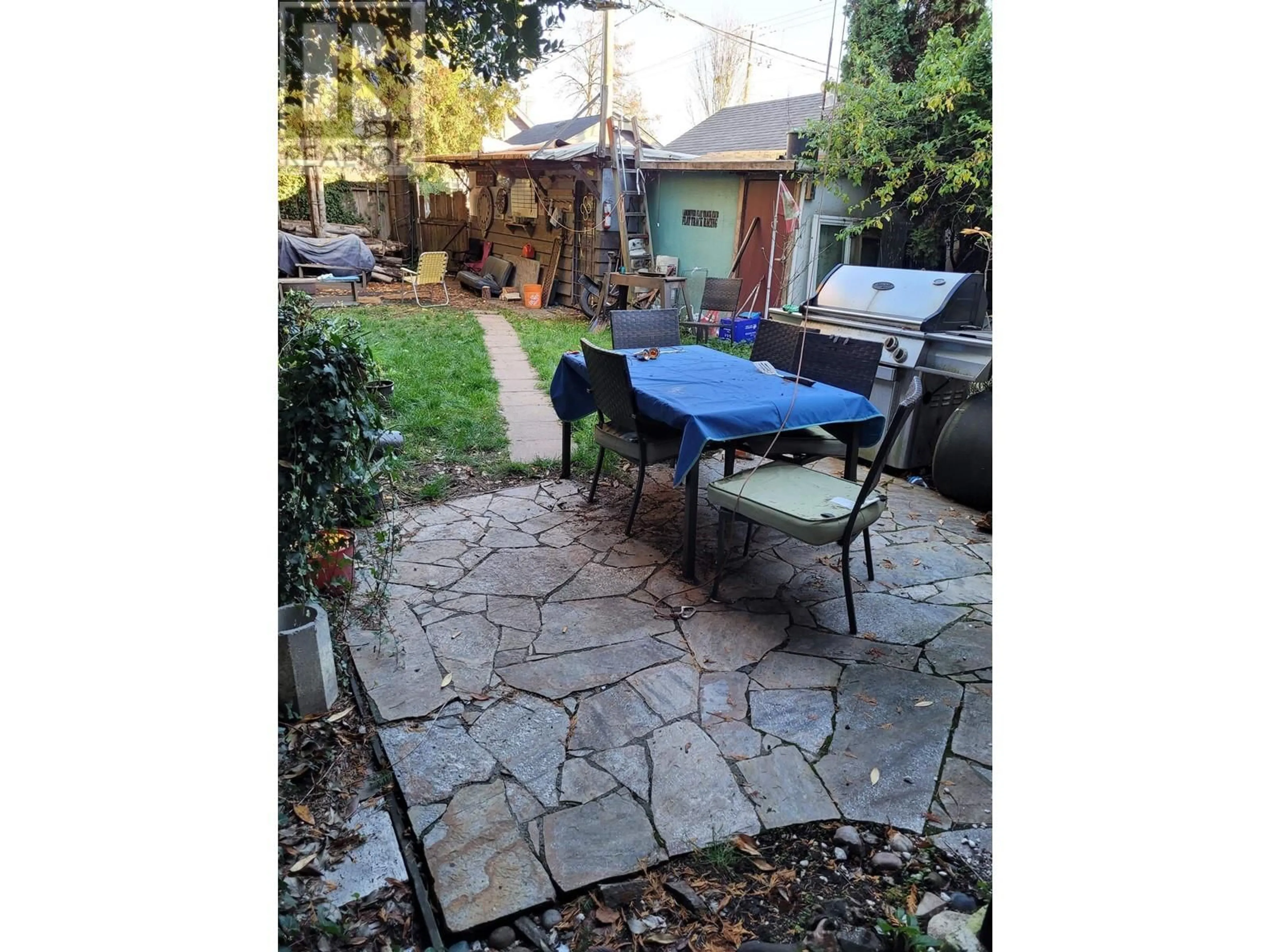Patio, street for 6084 CHESTER STREET, Vancouver British Columbia V5W3B9