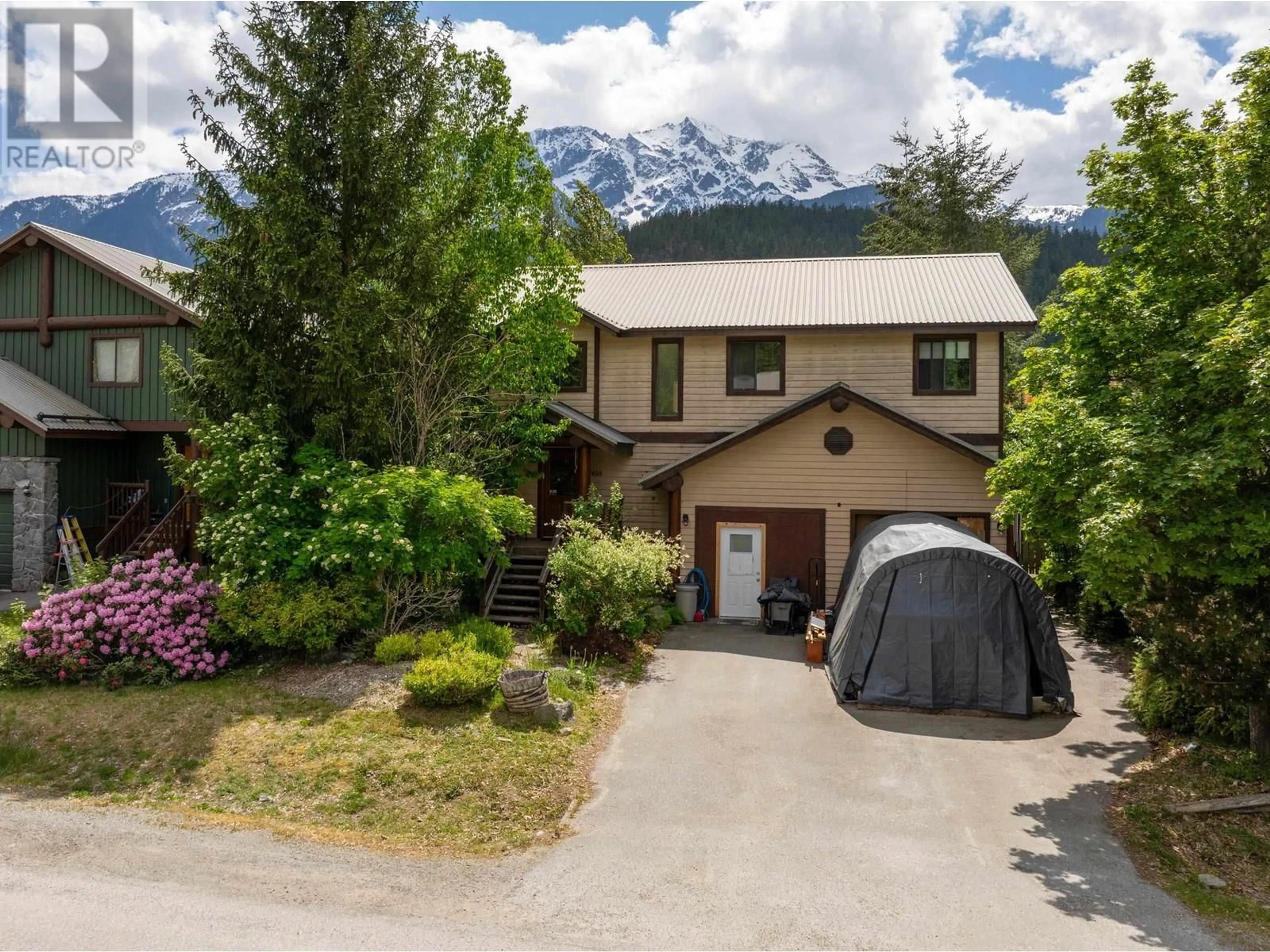 A pic from outside/outdoor area/front of a property/back of a property/a pic from drone, mountain view for 1488 BALSAM STREET, Pemberton British Columbia V0N2L0