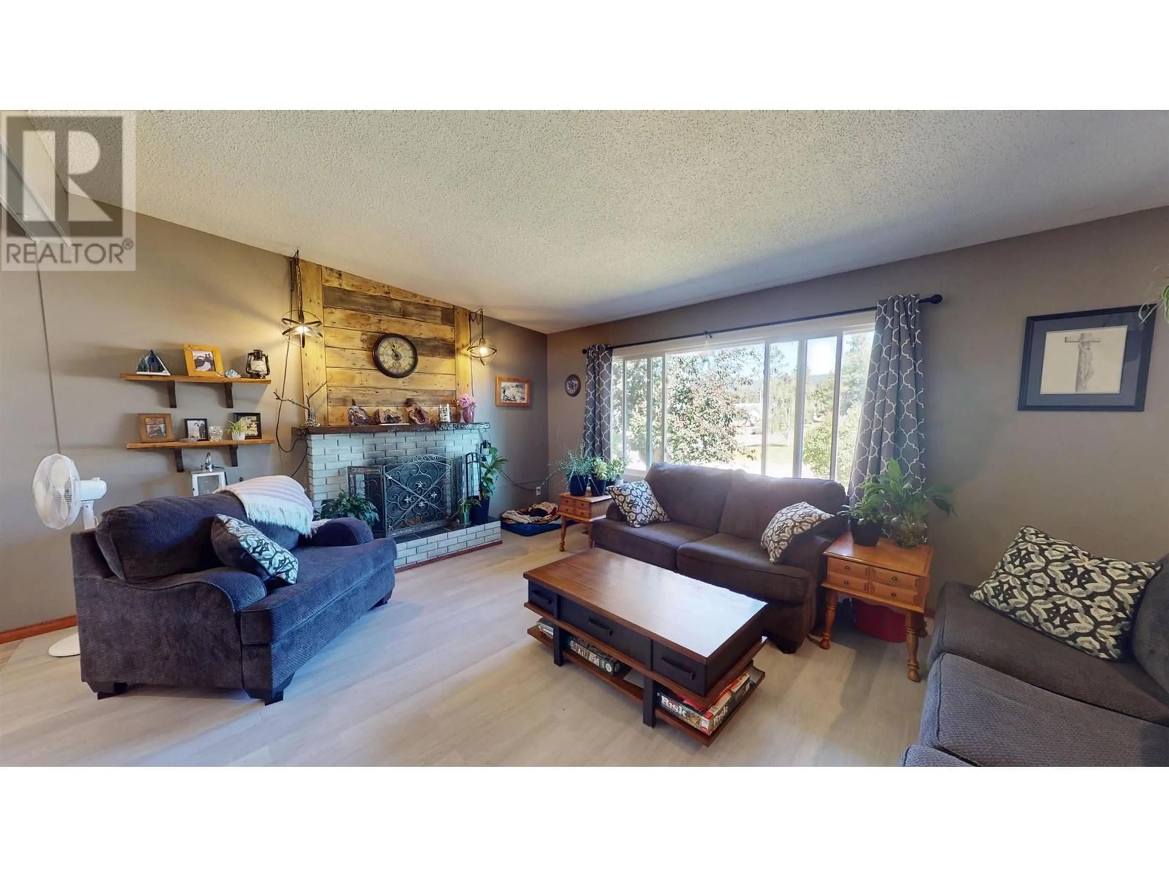 Living room with furniture, unknown for 3260 COOPER ROAD, Houston British Columbia V0J1Z0