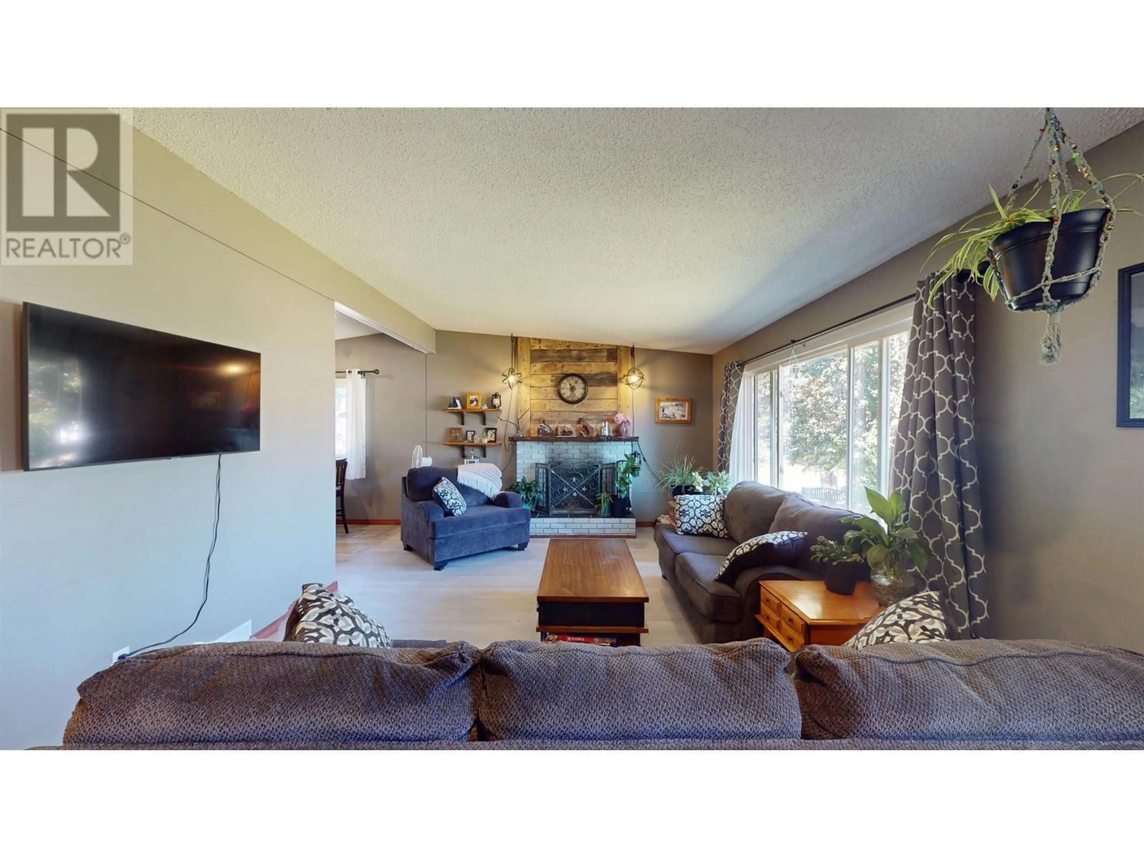 Living room with furniture, unknown for 3260 COOPER ROAD, Houston British Columbia V0J1Z0