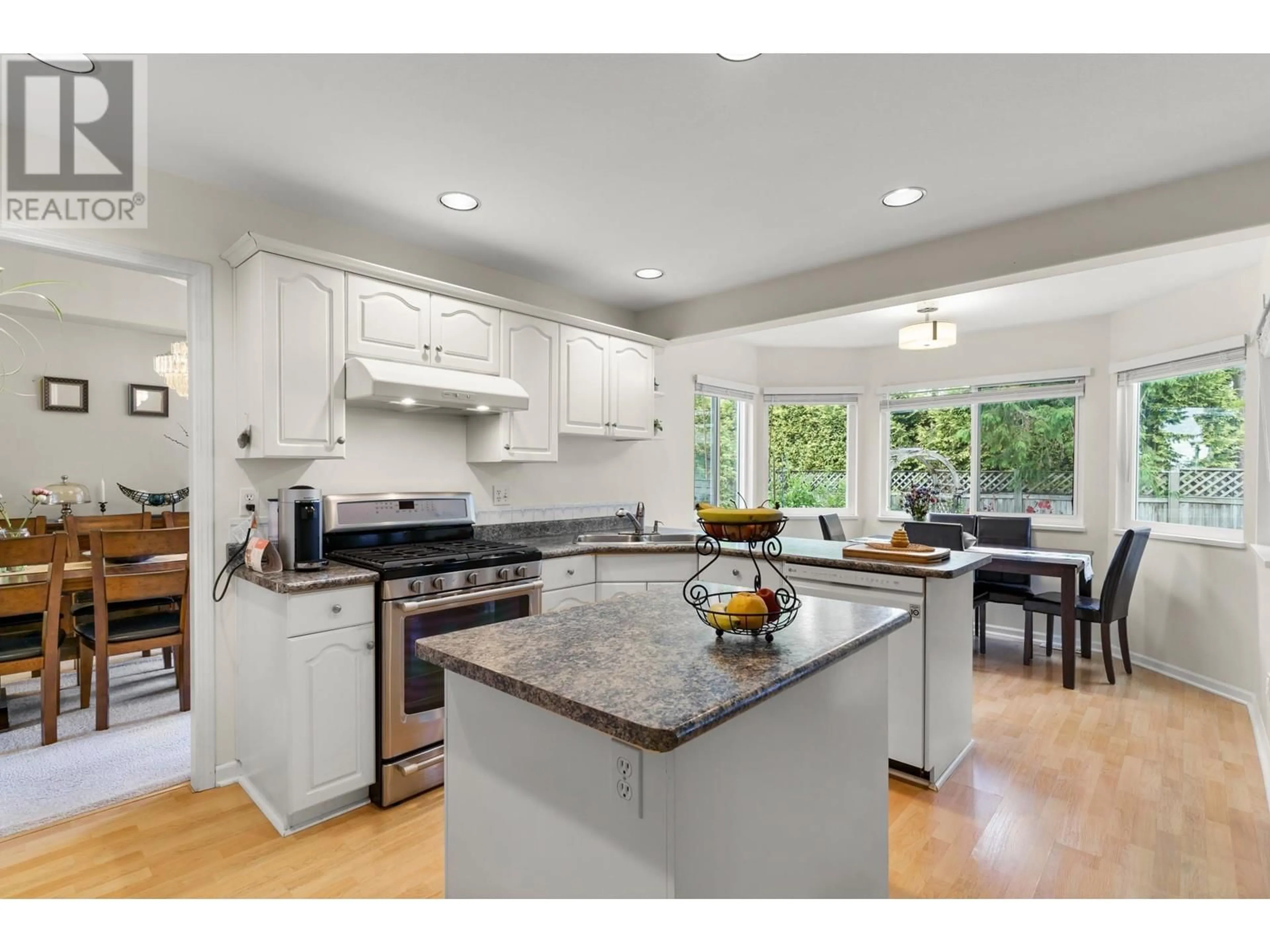Open concept kitchen, ceramic/tile floor for 11651 230B STREET, Maple Ridge British Columbia V2X1Z4