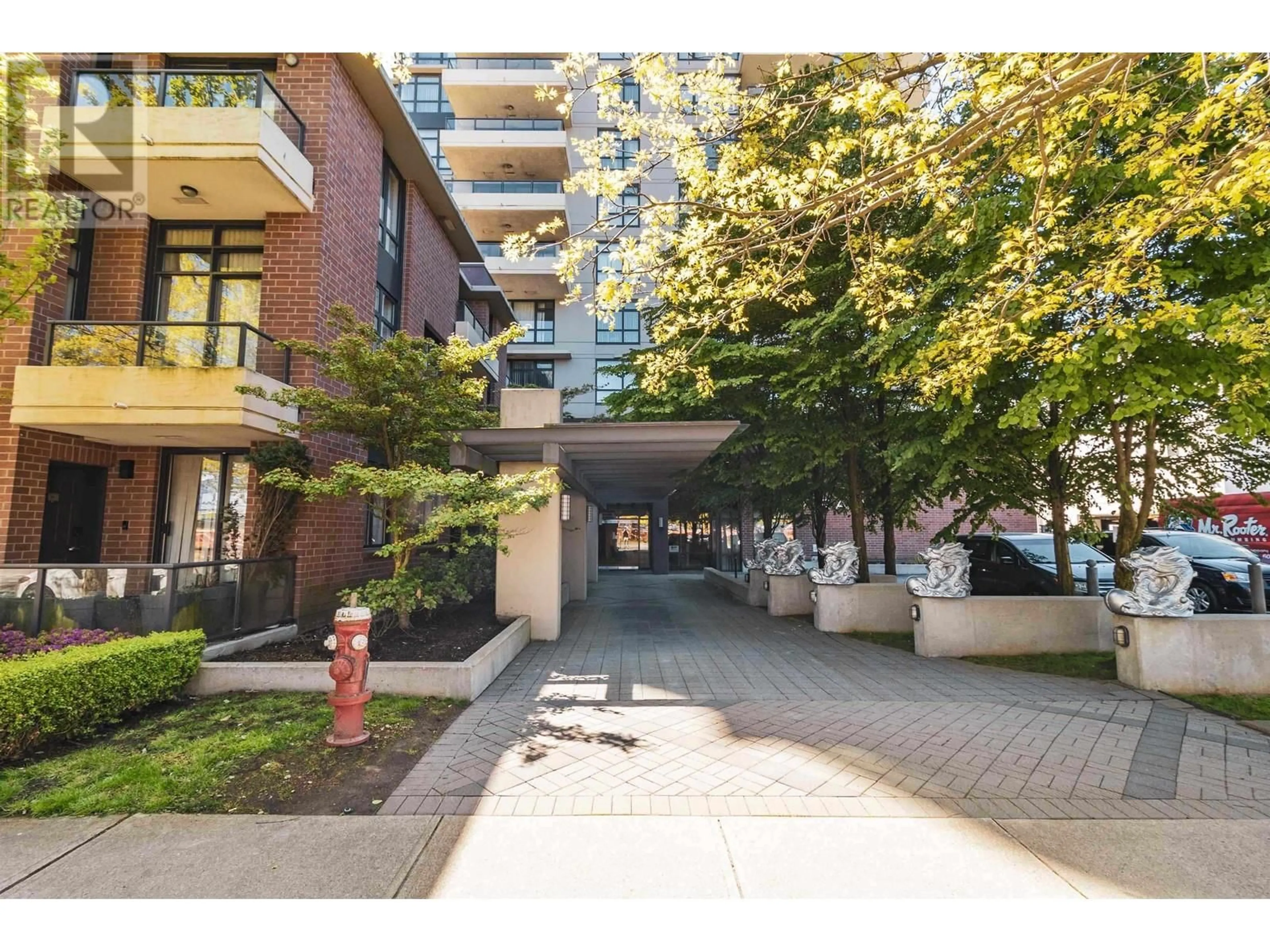 Unknown for 1601 - 8120 LANSDOWNE ROAD, Richmond British Columbia V6X0A1