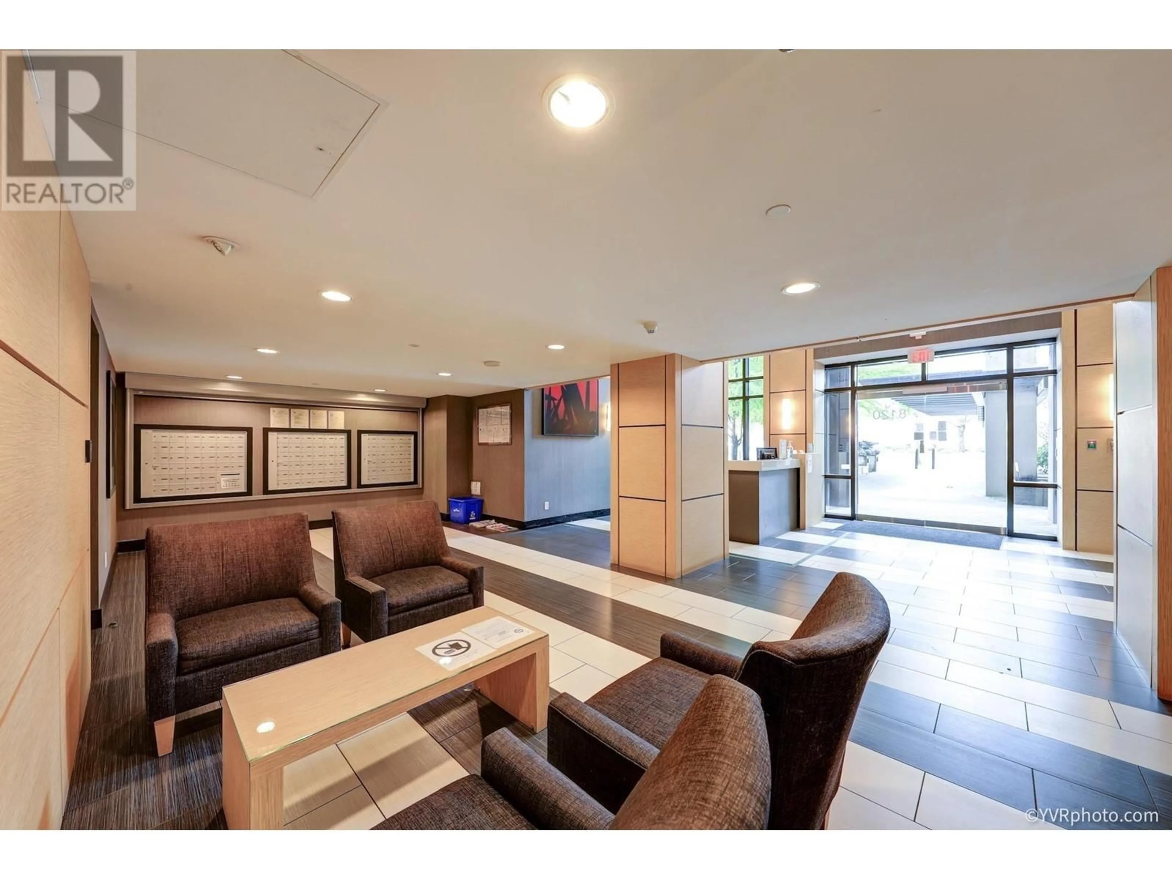 Lobby for 1601 - 8120 LANSDOWNE ROAD, Richmond British Columbia V6X0A1